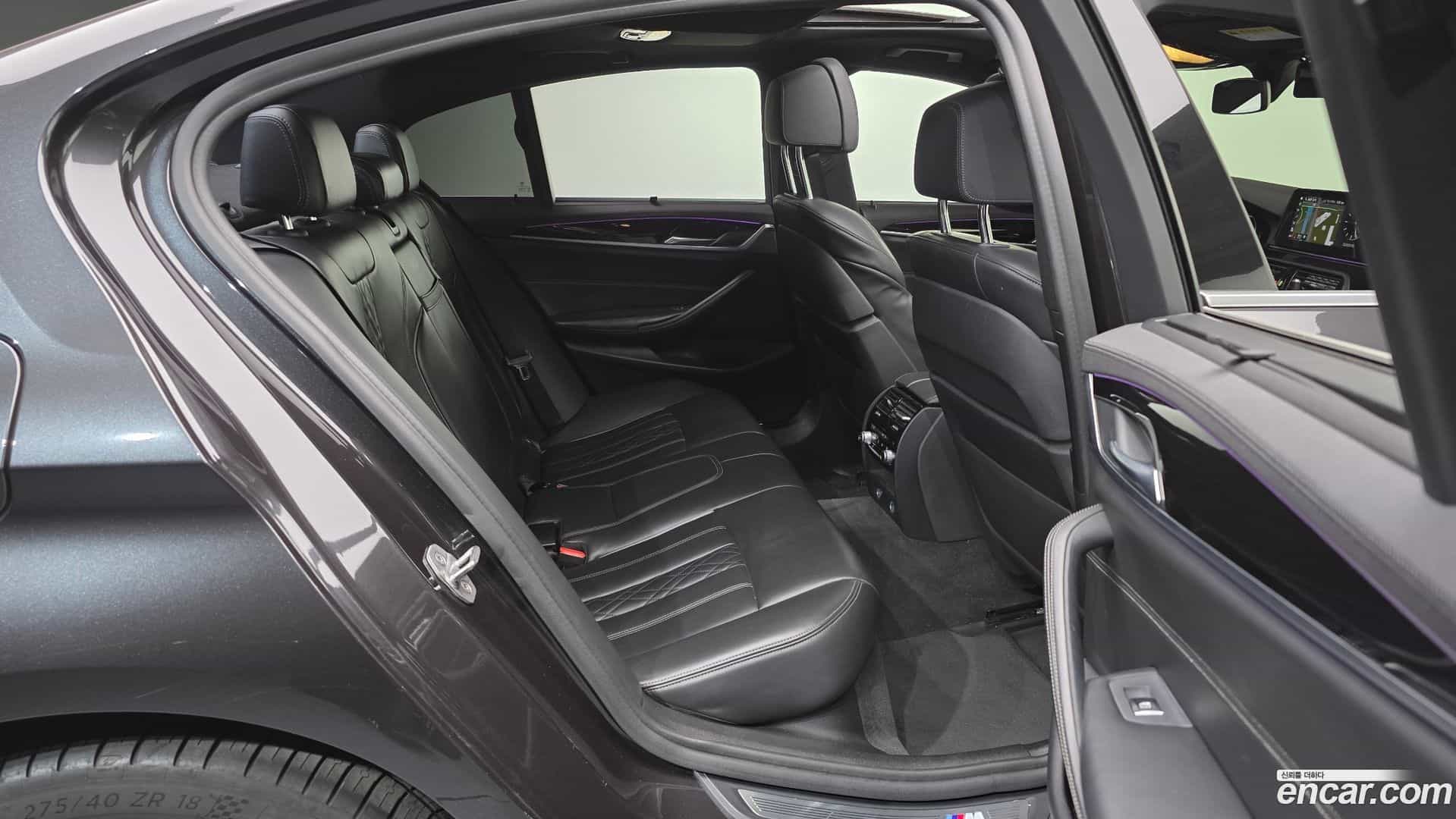 5-Series BMW 2018.5-OPTION-016