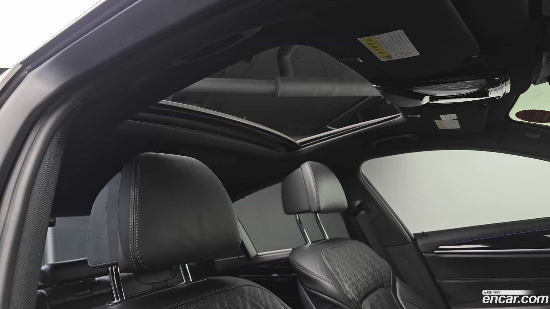 5-Series BMW 2018.5-OPTION-022