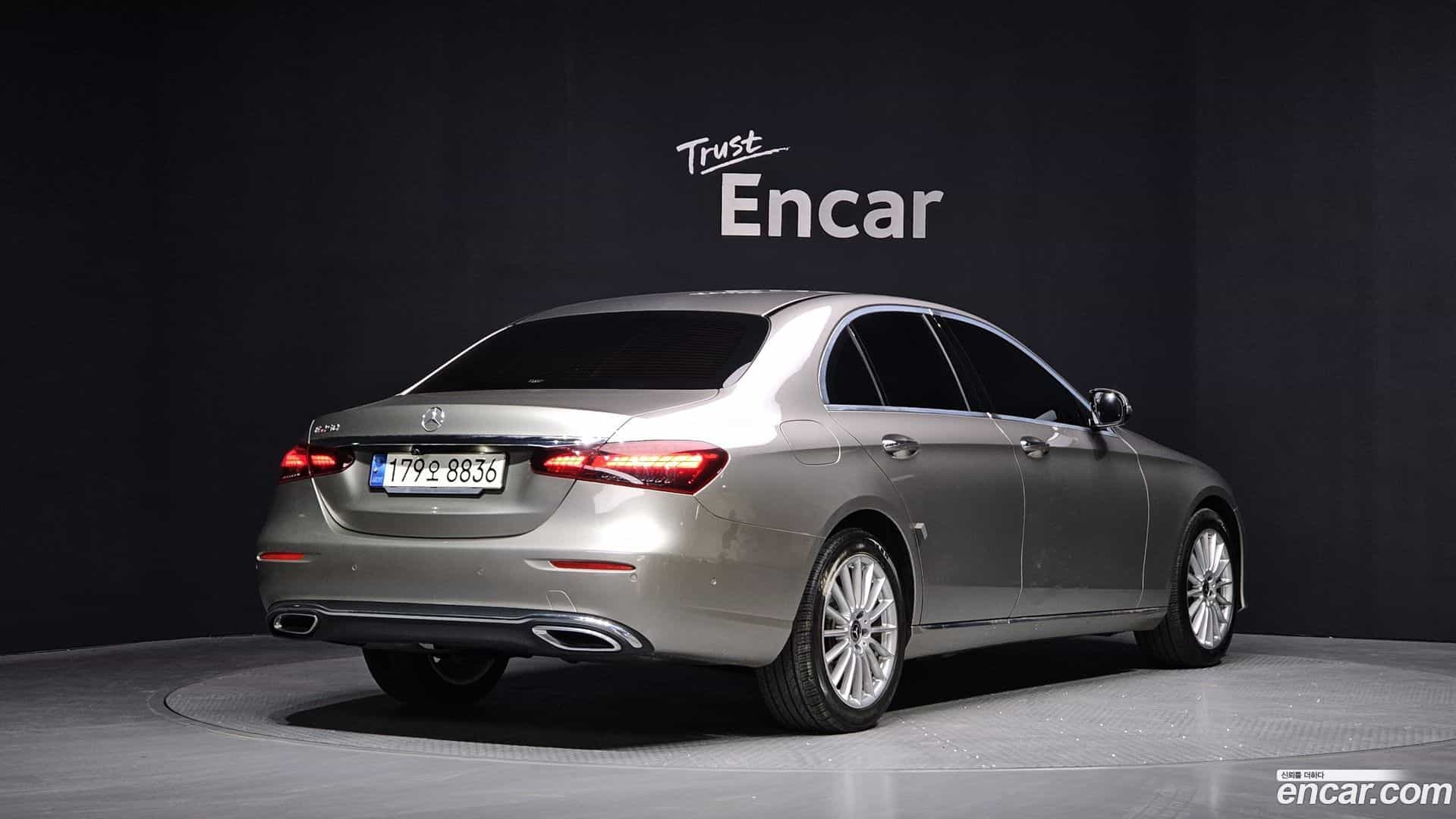 E-Class Mercedes-Benz 2021.4-OUTER-002