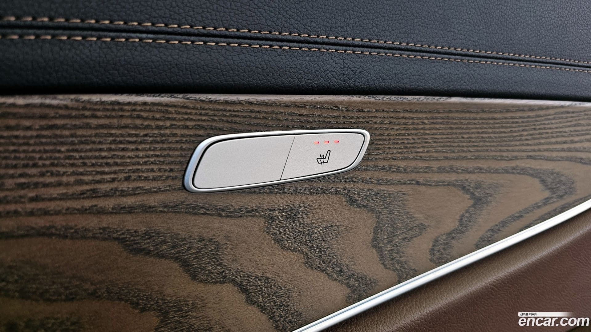 Main__Slider__Photo:E-Class Mercedes-Benz 2021.4-18