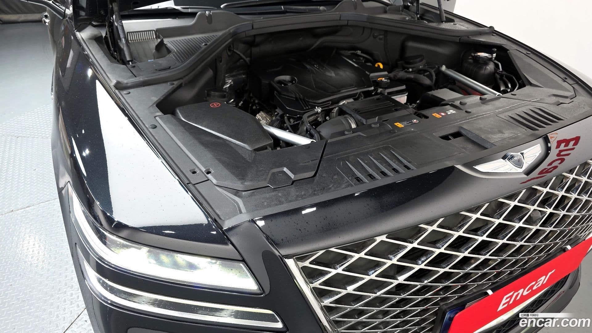 Main__Slider__Photo:GV80 Genesis 2023.0-5