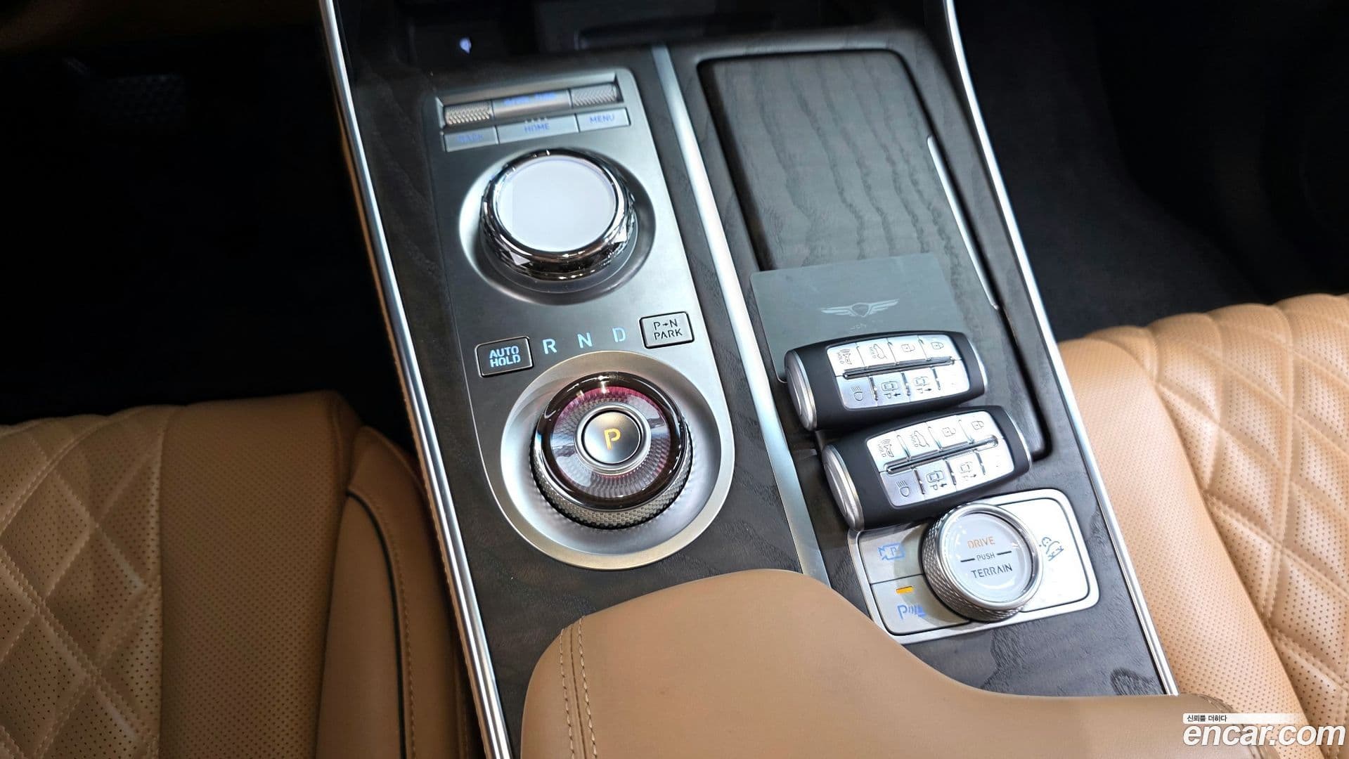 Main__Slider__Photo:GV80 Genesis 2023.0-8