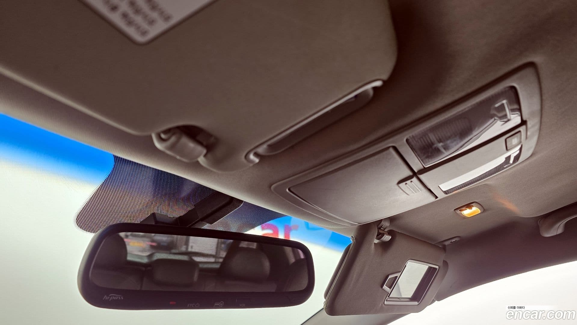 Main__Slider__Photo:Sportage Kia 2013.8-18