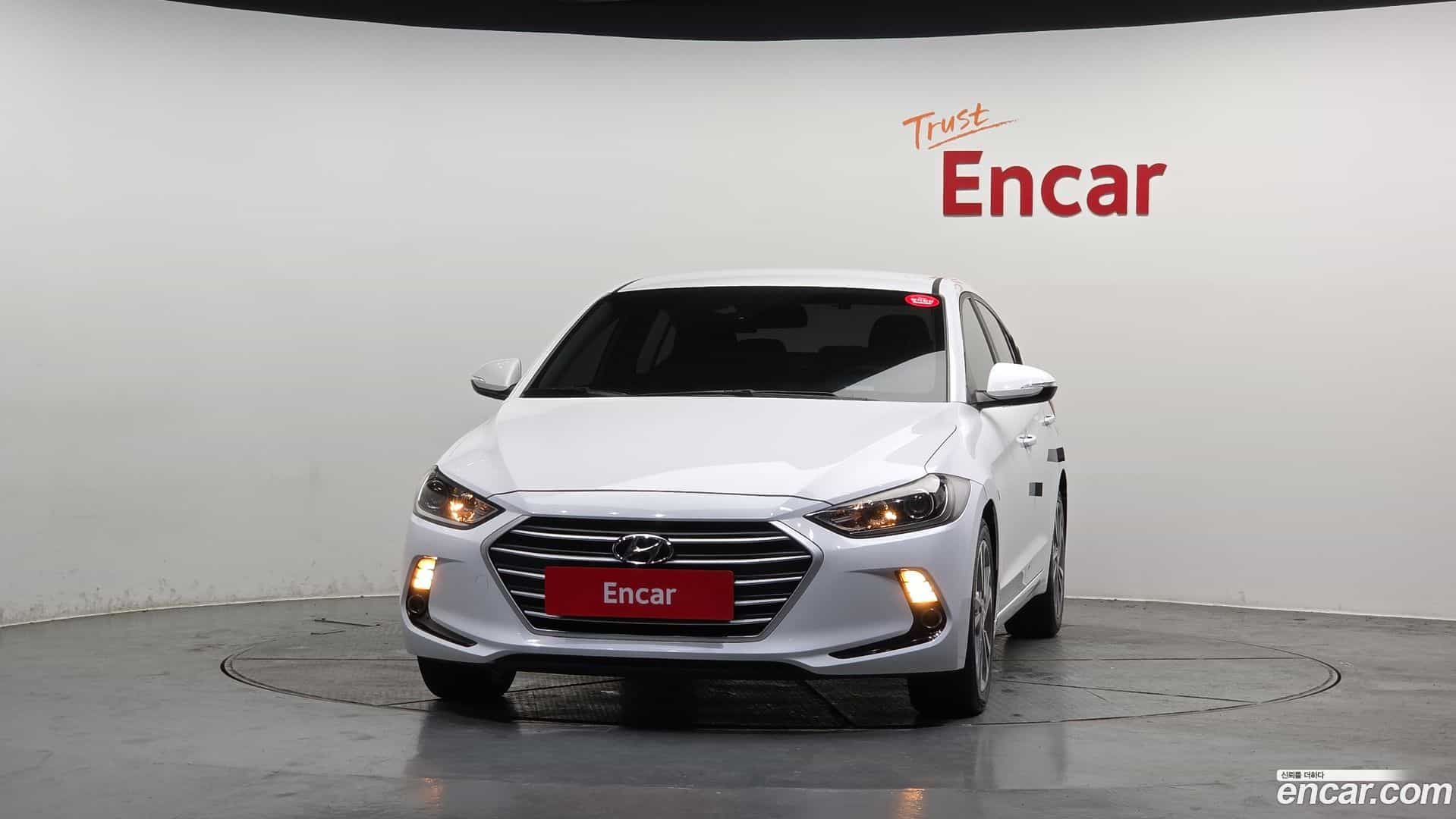 AVANTE Hyundai 2017.4-OUTER-003