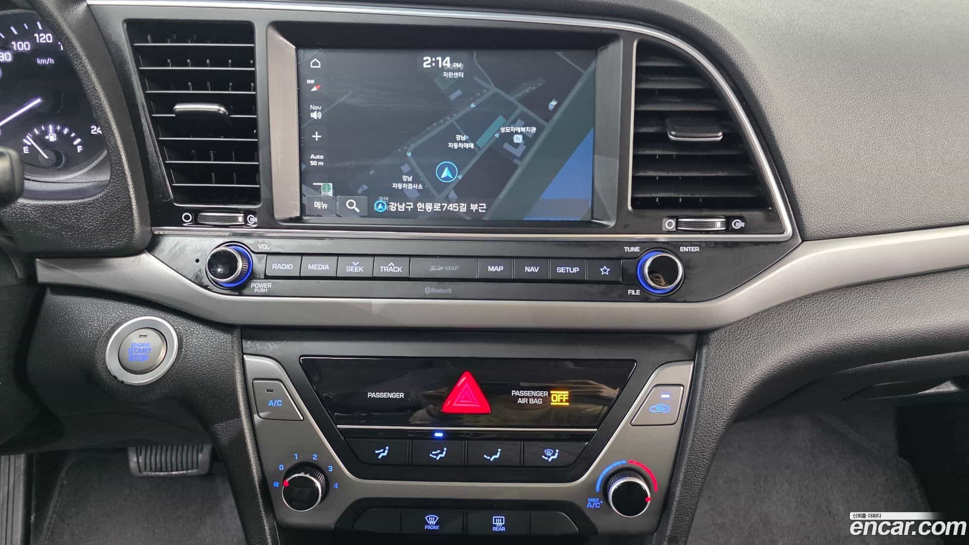 AVANTE Hyundai 2017.4-OPTION-019