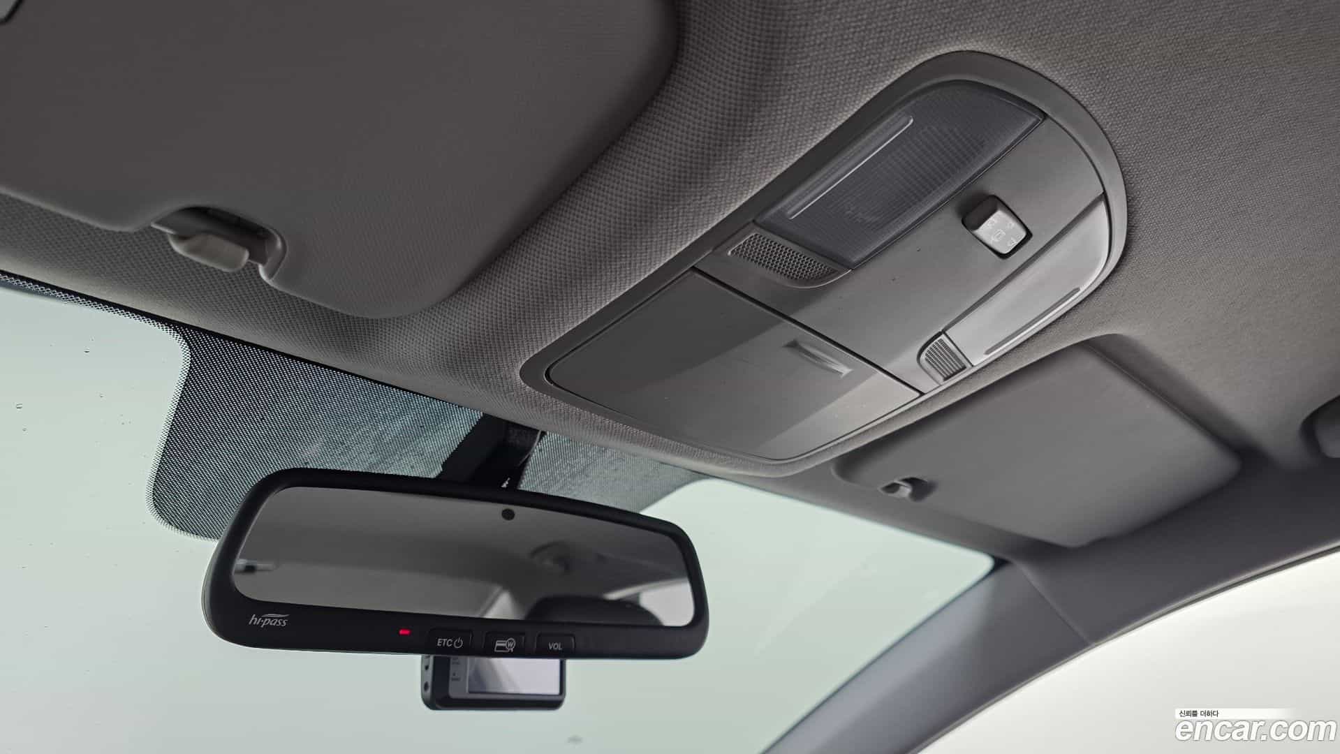 AVANTE Hyundai 2017.4-OPTION-022