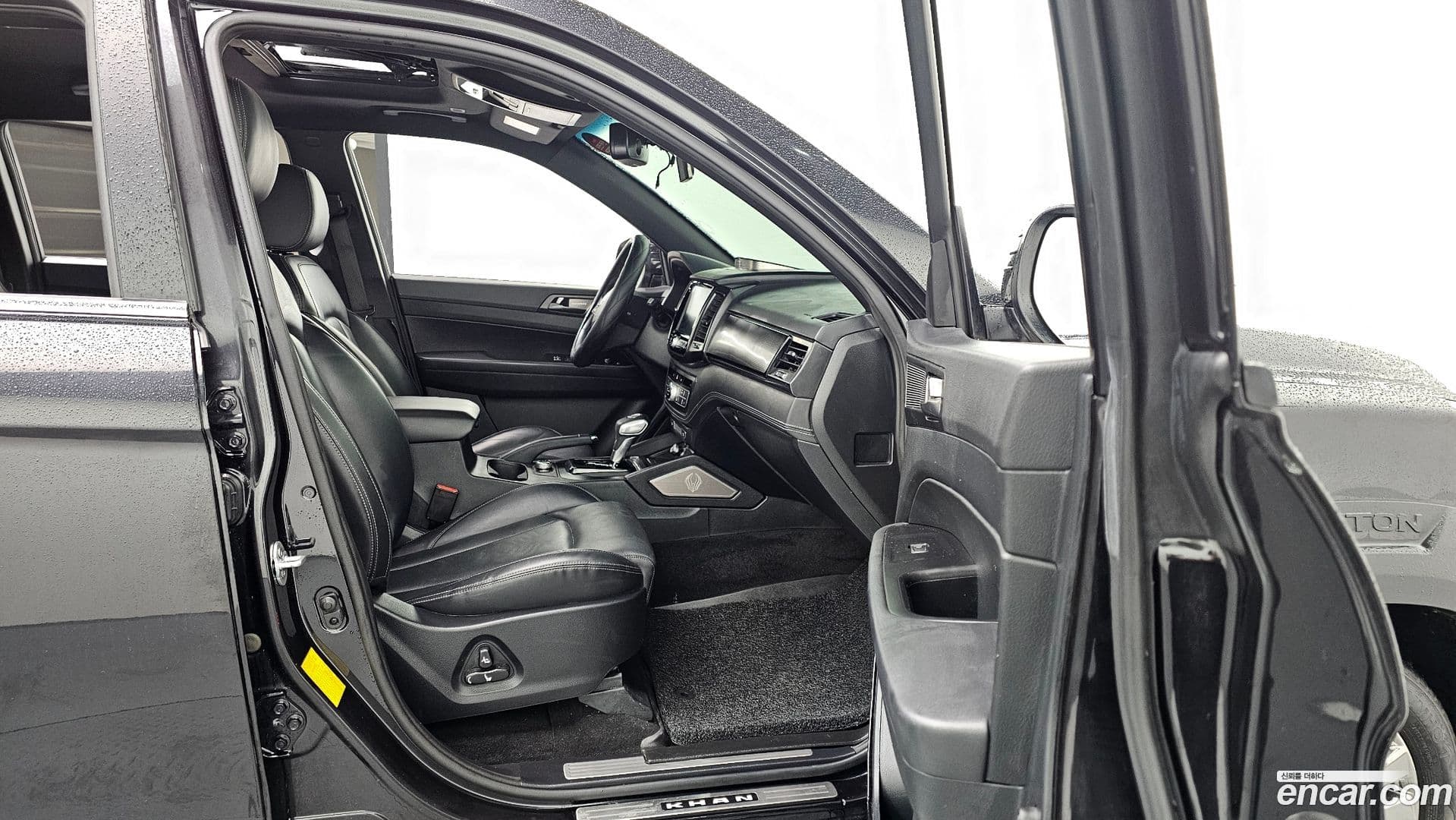 Main__Slider__Photo:Rexton KG_Mobility_Ssangyong 2020.1-10