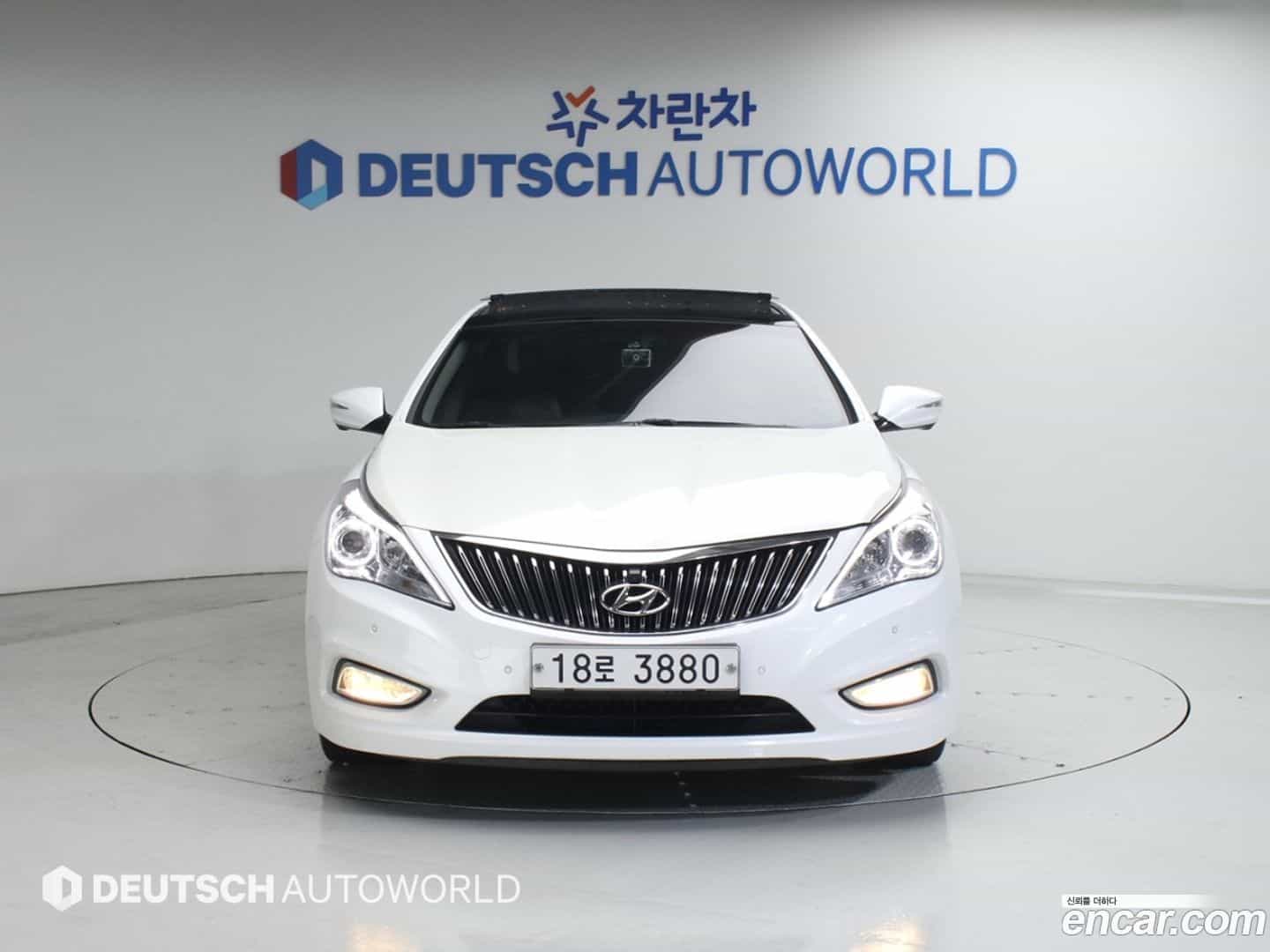 Grandeur Hyundai 2013.11-OUTER-003