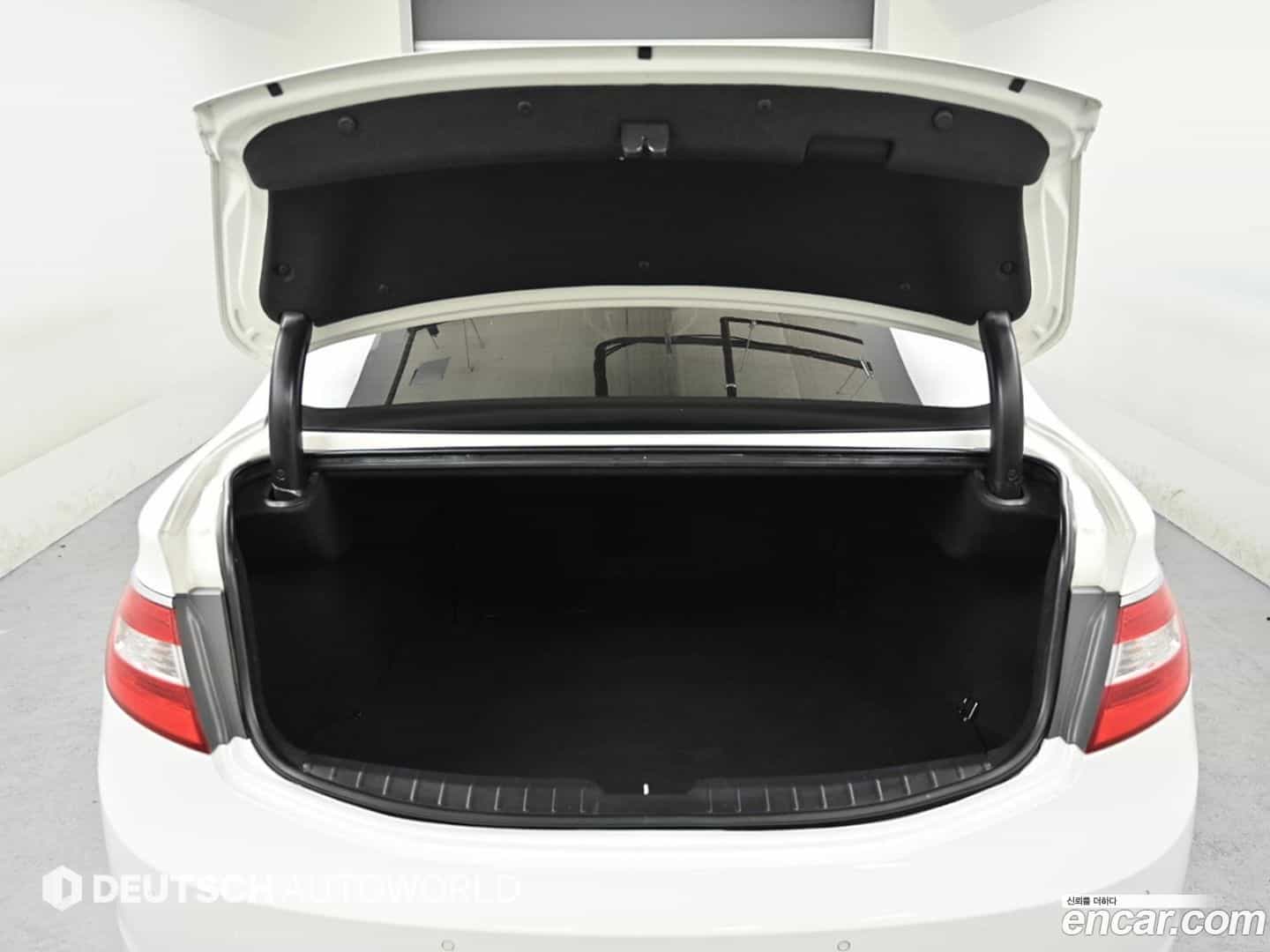 Grandeur Hyundai 2013.11-OPTION-023