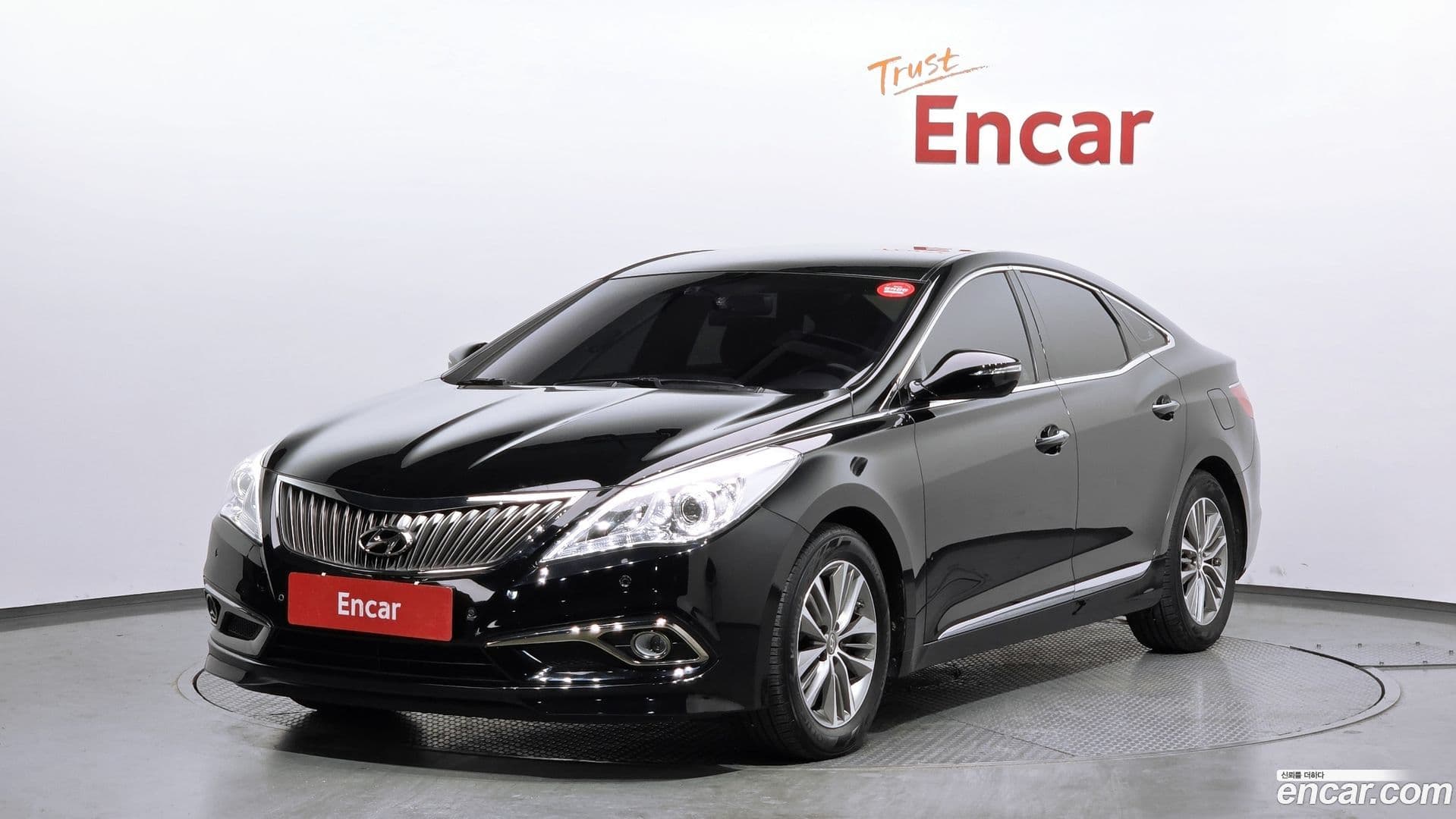 Main__Slider__Photo:Grandeur Hyundai 2015.1-0