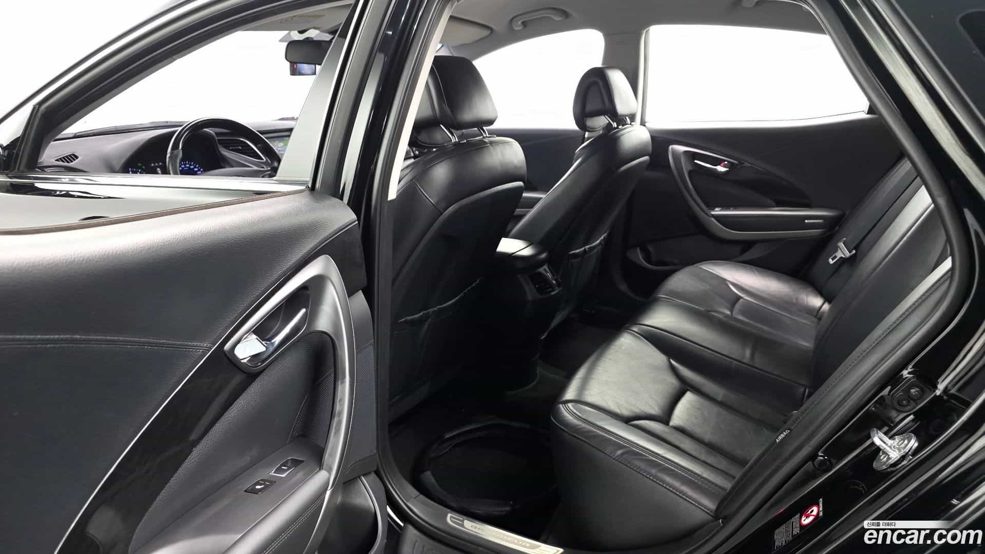 Grandeur Hyundai 2015.1-OPTION-016