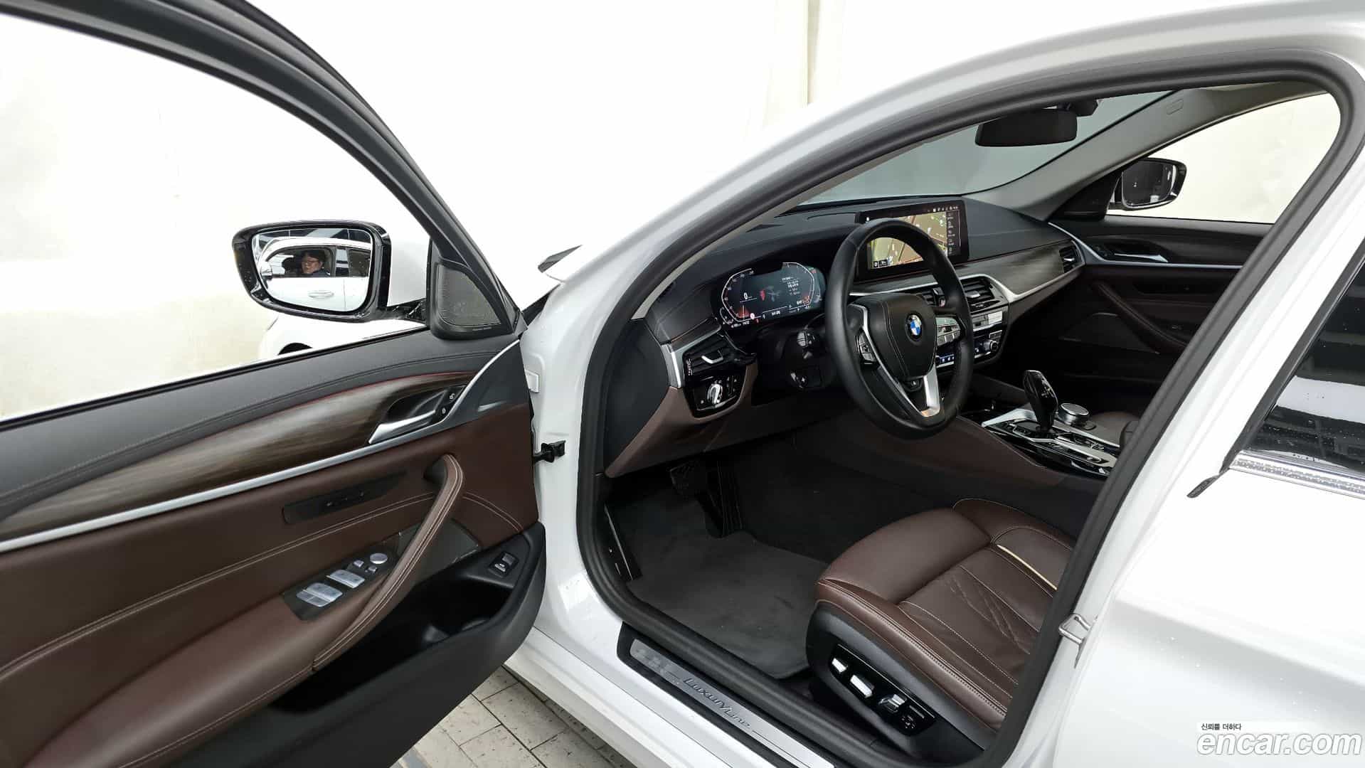 5-Series BMW 2023.7-INNER-010