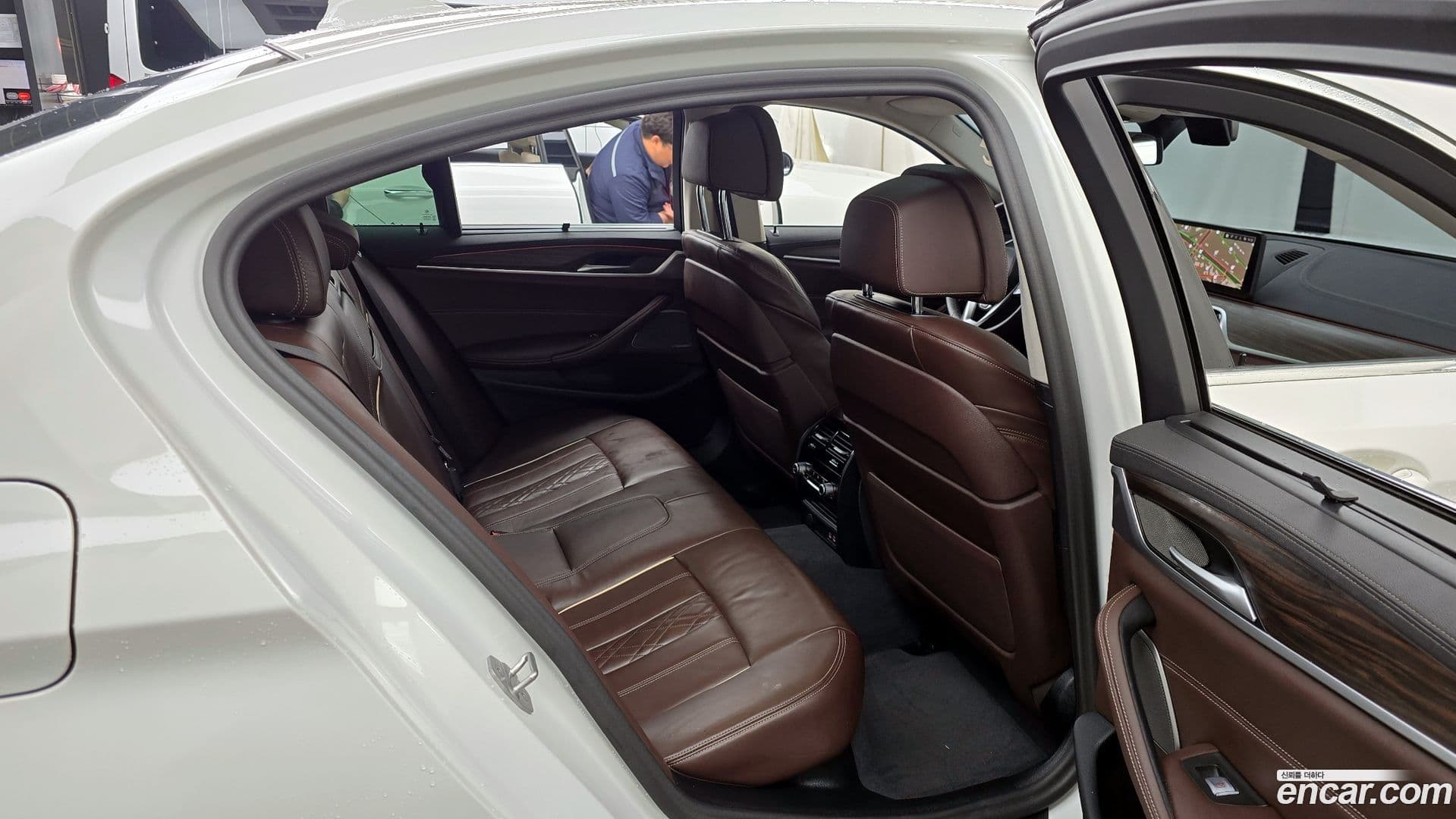 Main__Slider__Photo:5-Series BMW 2023.7-11