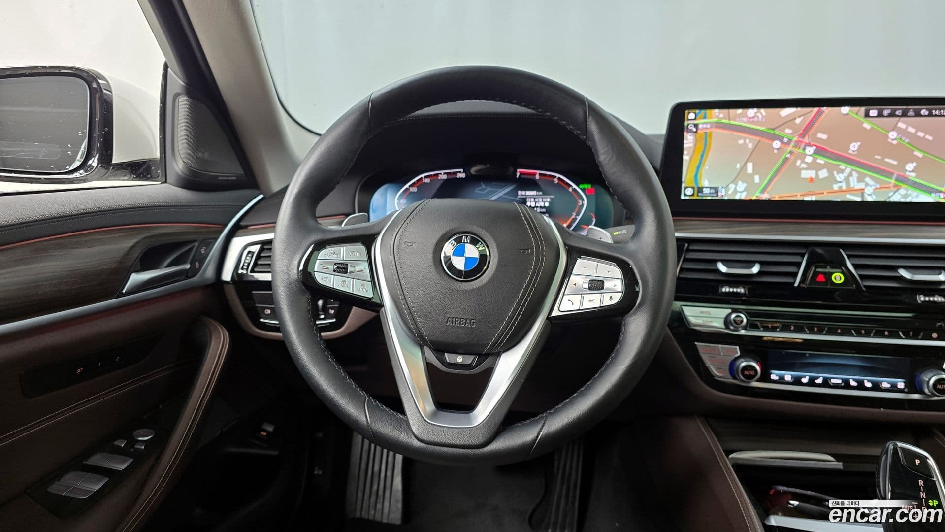 Main__Slider__Photo:5-Series BMW 2023.7-12