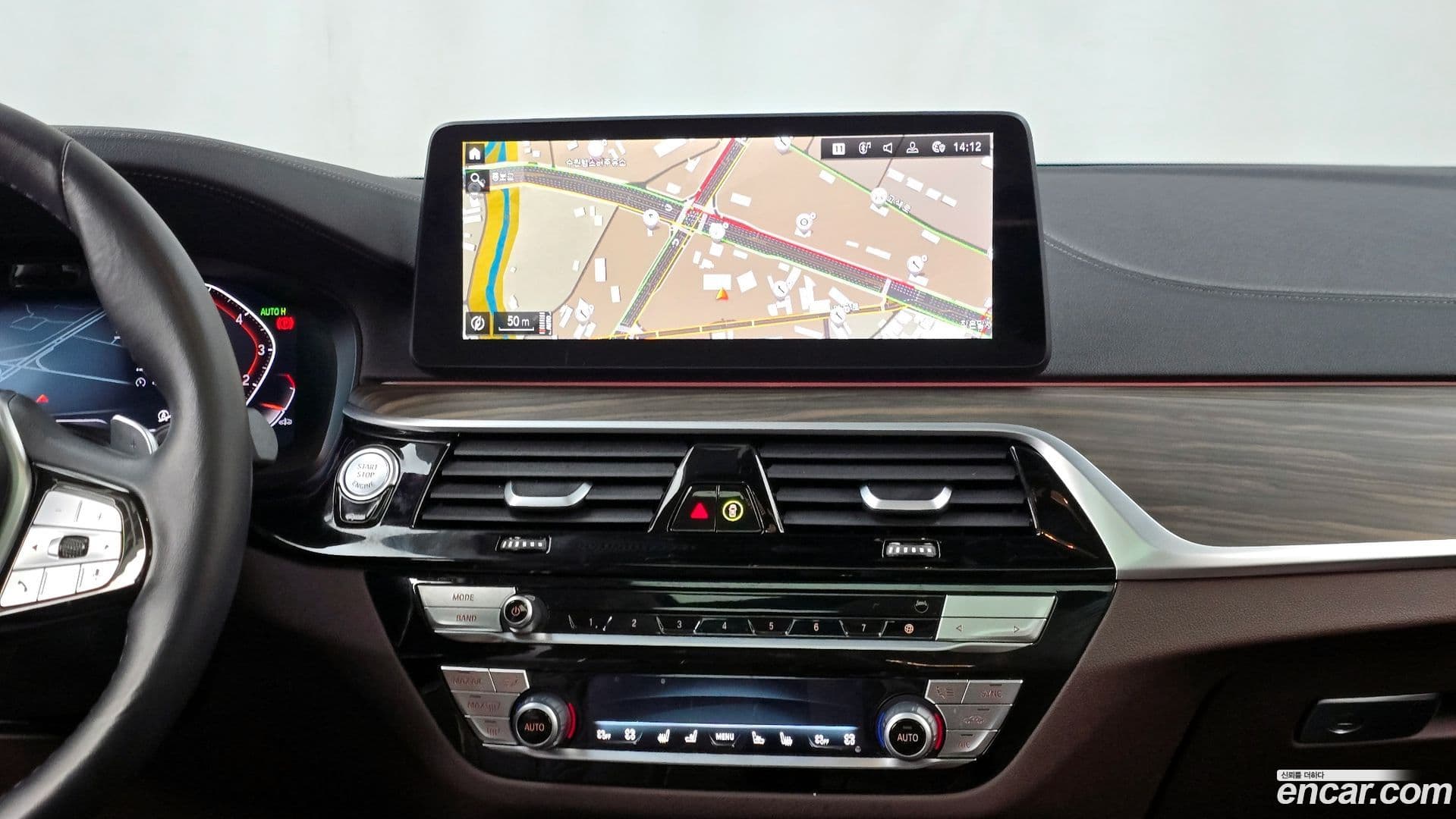 Main__Slider__Photo:5-Series BMW 2023.7-13