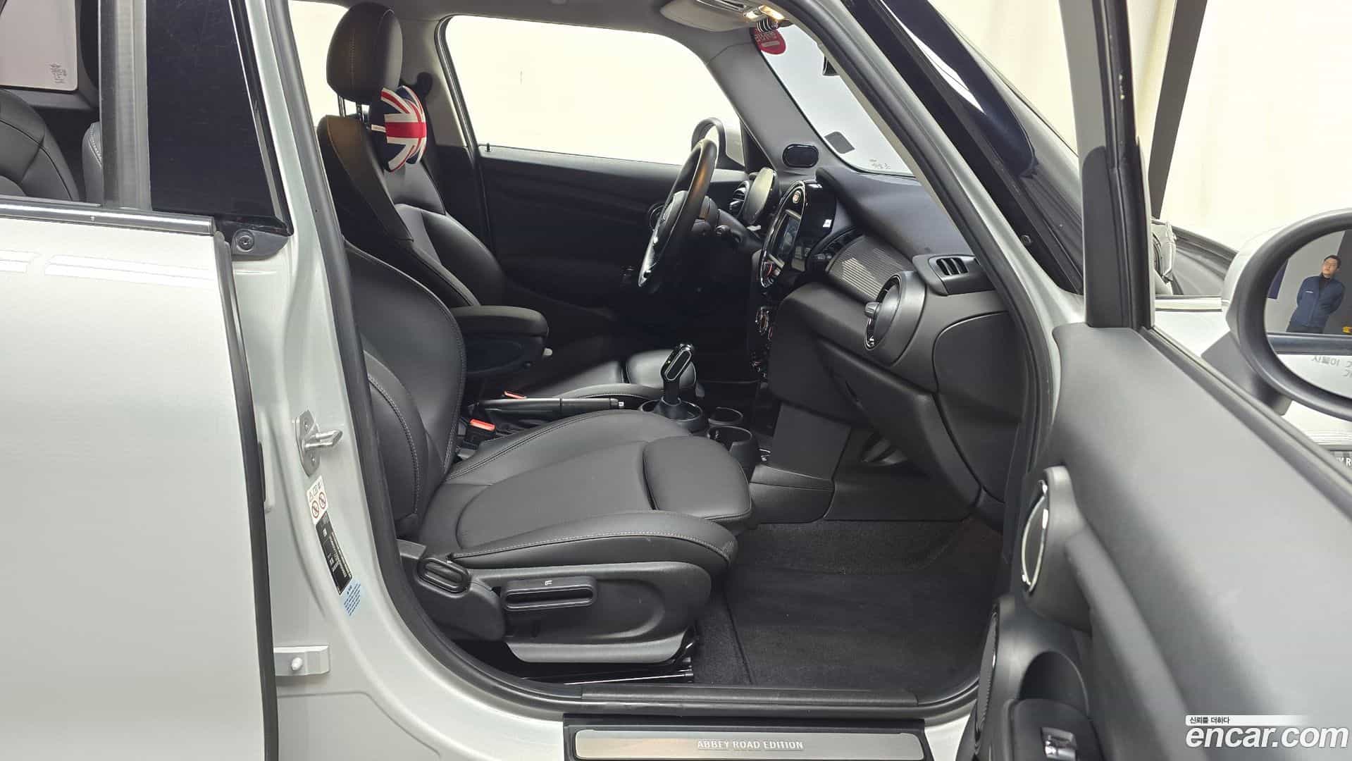 Cooper Mini 2020.9-OPTION-015