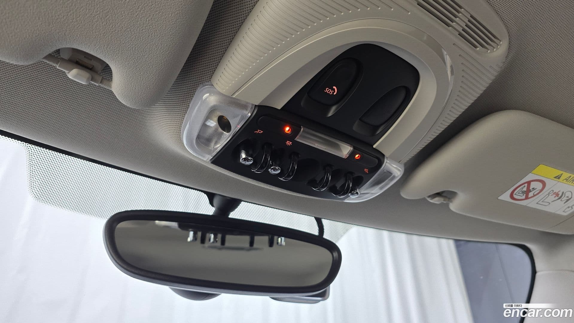 Main__Slider__Photo:Cooper Mini 2020.9-17