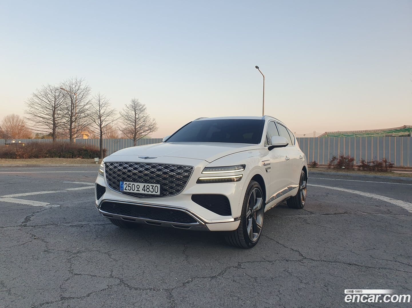 Main__Slider__Photo:GV80 Genesis 2024.1-0