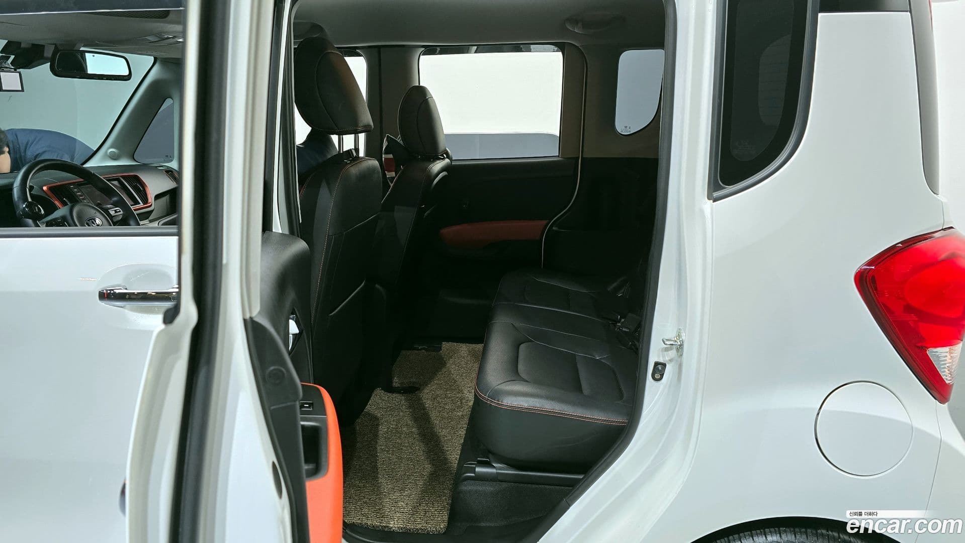 Main__Slider__Photo:RAY Kia 2020.10-11