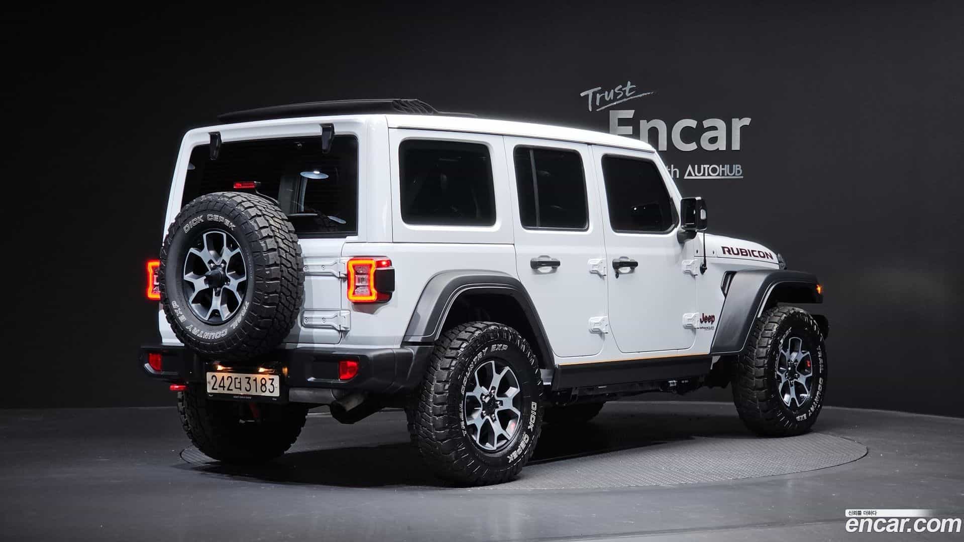Wrangler Jeep 2021.2-OUTER-002