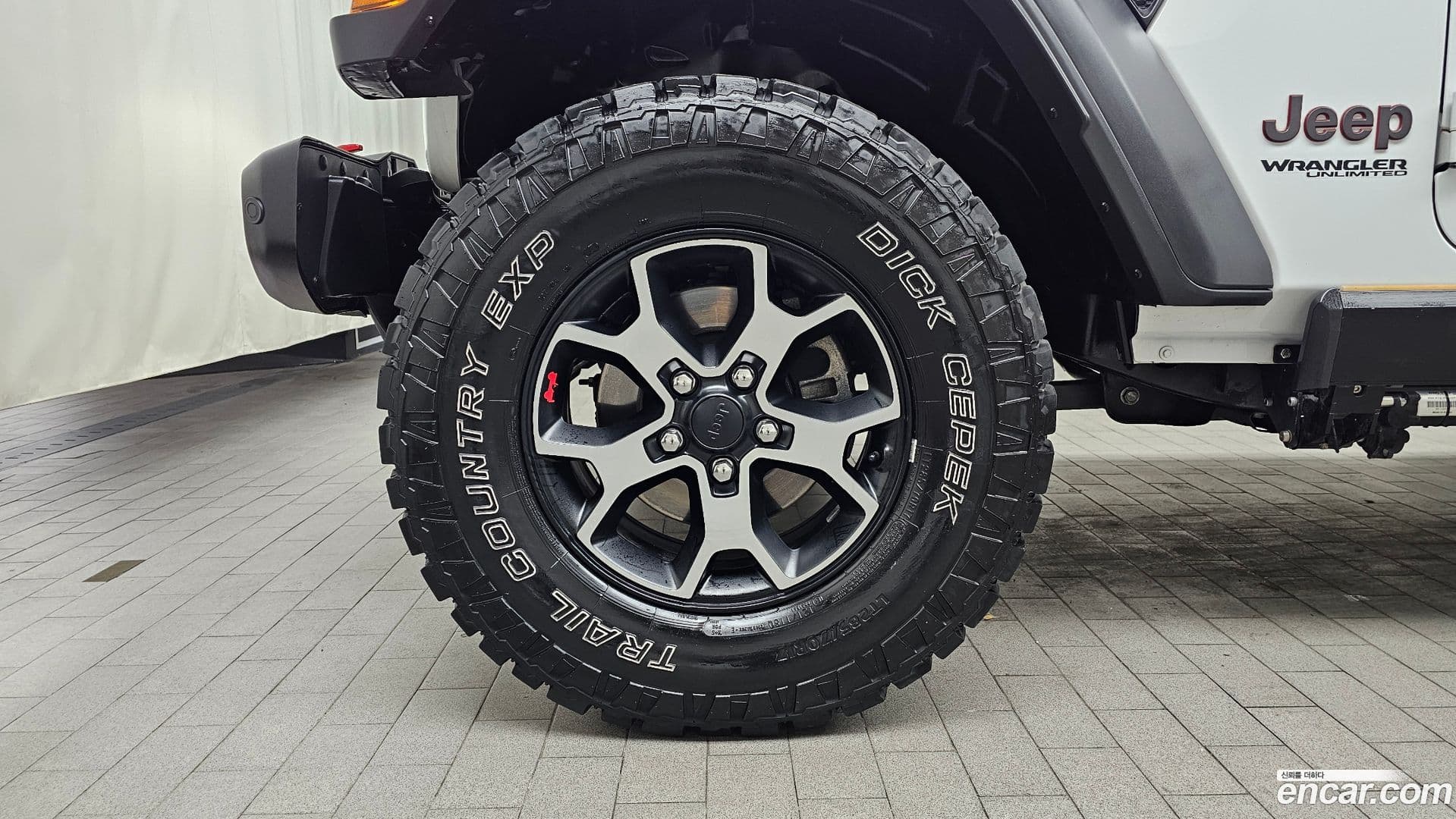Main__Slider__Photo:Wrangler Jeep 2021.2-4