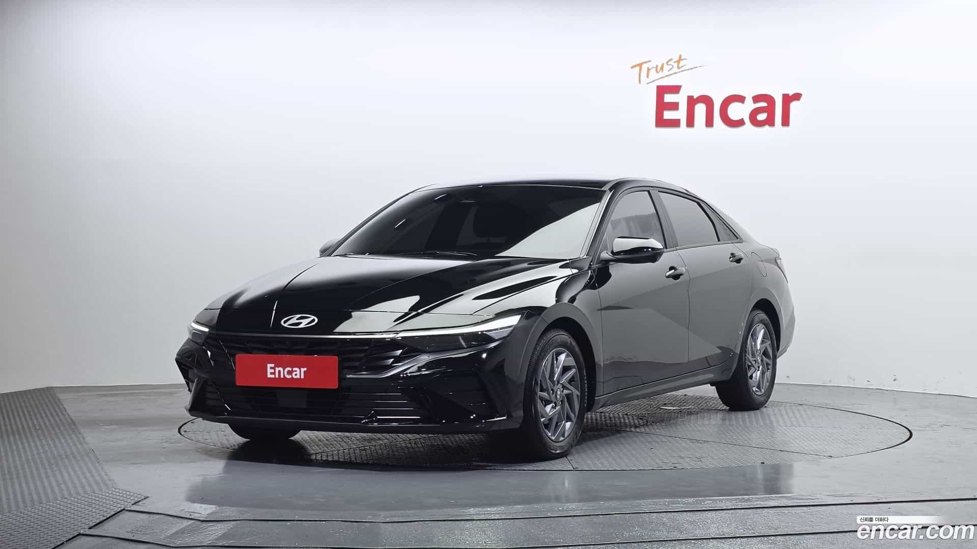 AVANTE Hyundai 2023.10-OUTER-001