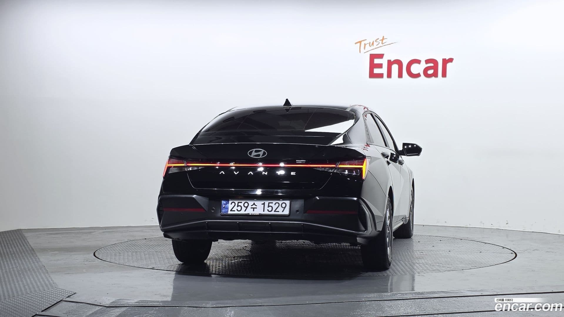 Main__Slider__Photo:AVANTE Hyundai 2023.10-3