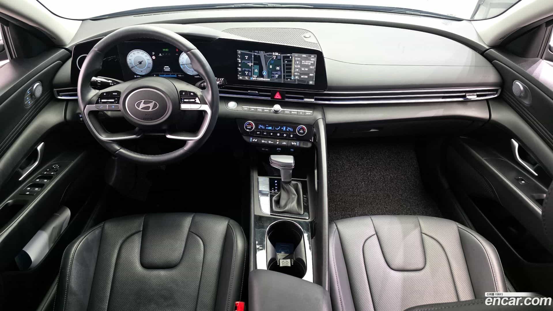 AVANTE Hyundai 2023.10-INNER-007