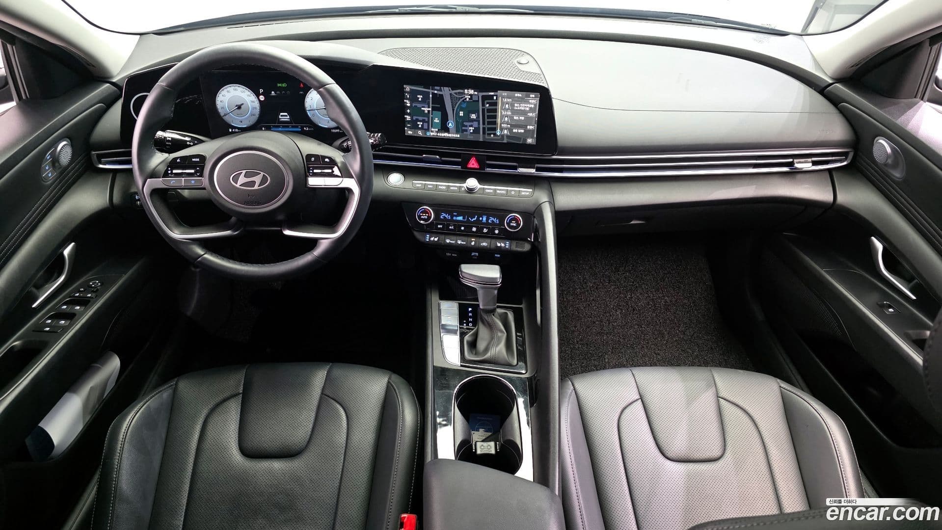 Main__Slider__Photo:AVANTE Hyundai 2023.10-6