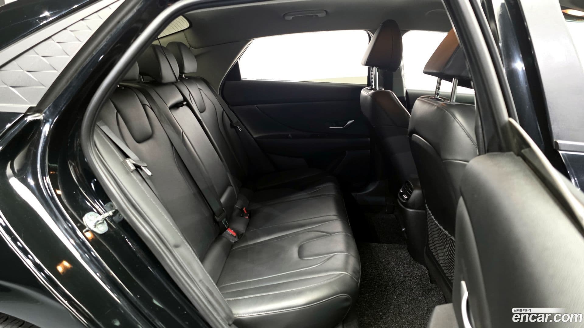 Main__Slider__Photo:AVANTE Hyundai 2023.10-11