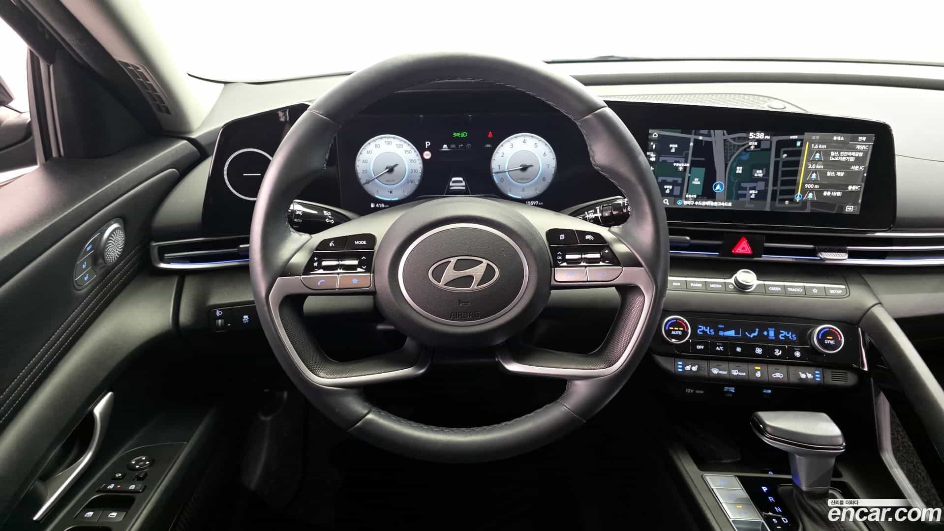 AVANTE Hyundai 2023.10-OPTION-017
