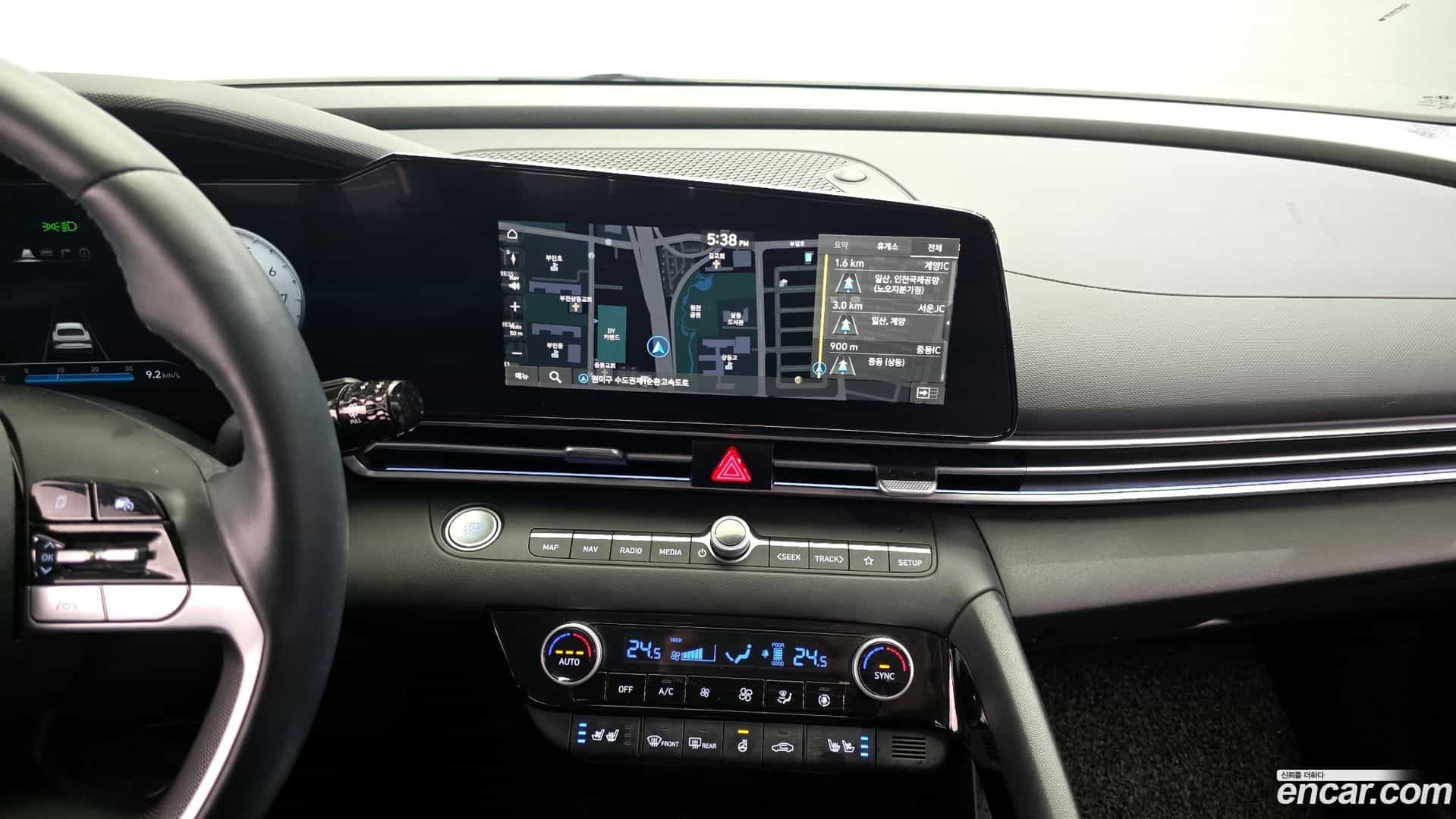 AVANTE Hyundai 2023.10-OPTION-018