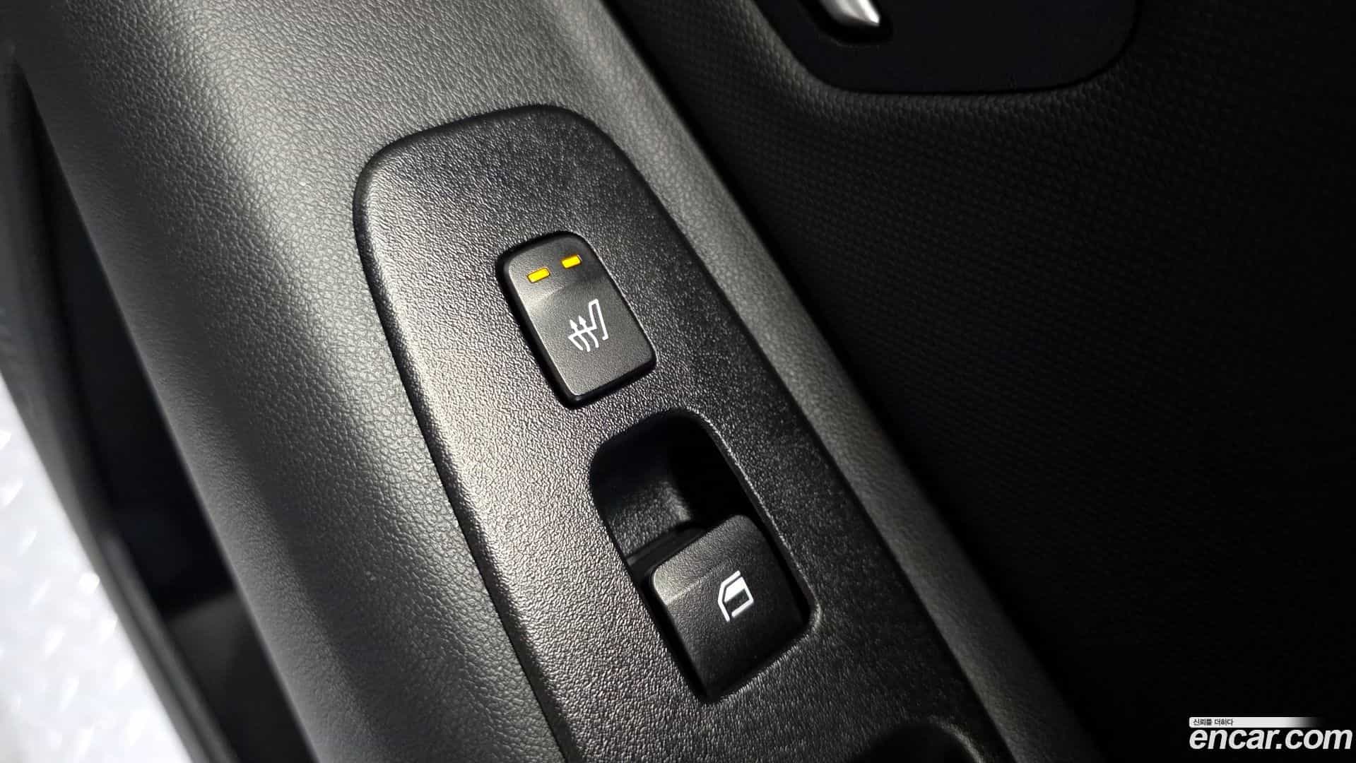 AVANTE Hyundai 2023.10-OPTION-021