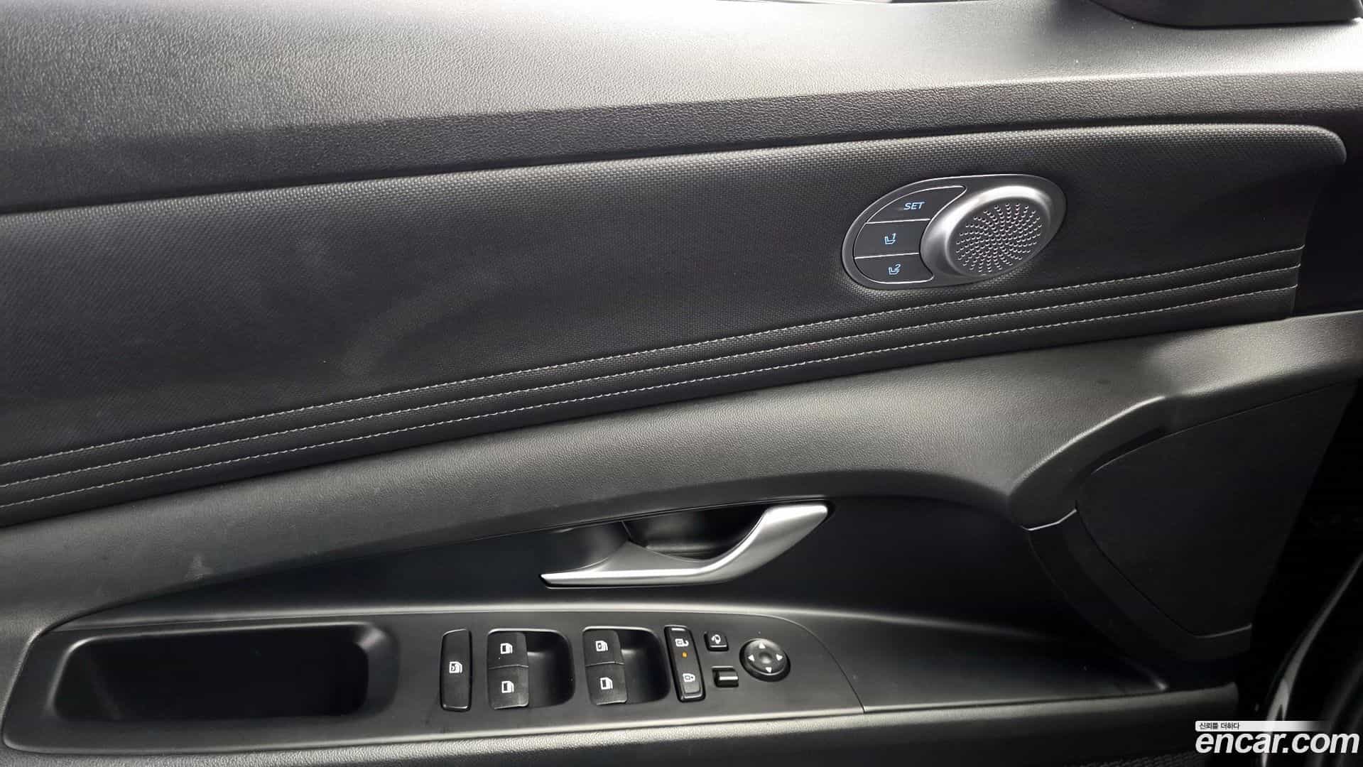 AVANTE Hyundai 2023.10-OPTION-022