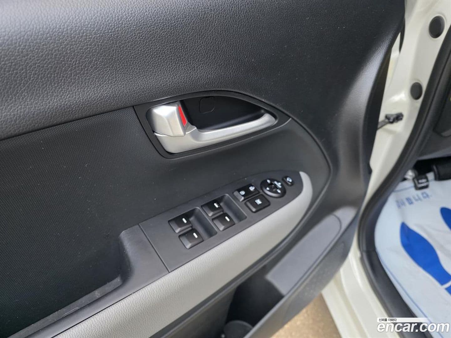 Main__Slider__Photo:RAY Kia 2023.0-11