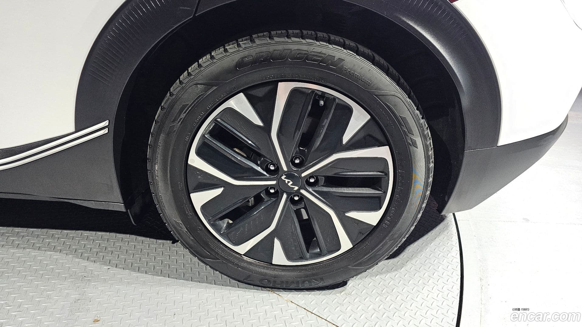 Main__Slider__Photo:EV6 Kia 2021.11-4