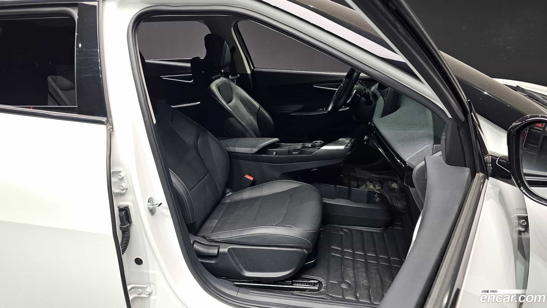 EV6 Kia 2021.11-INNER-010