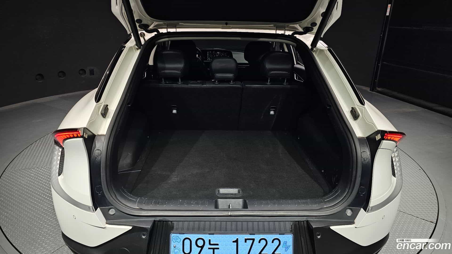 EV6 Kia 2021.11-OPTION-023