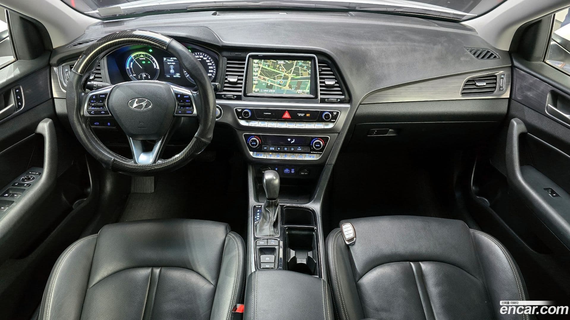 Main__Slider__Photo:Sonata Hyundai 2017.6-6