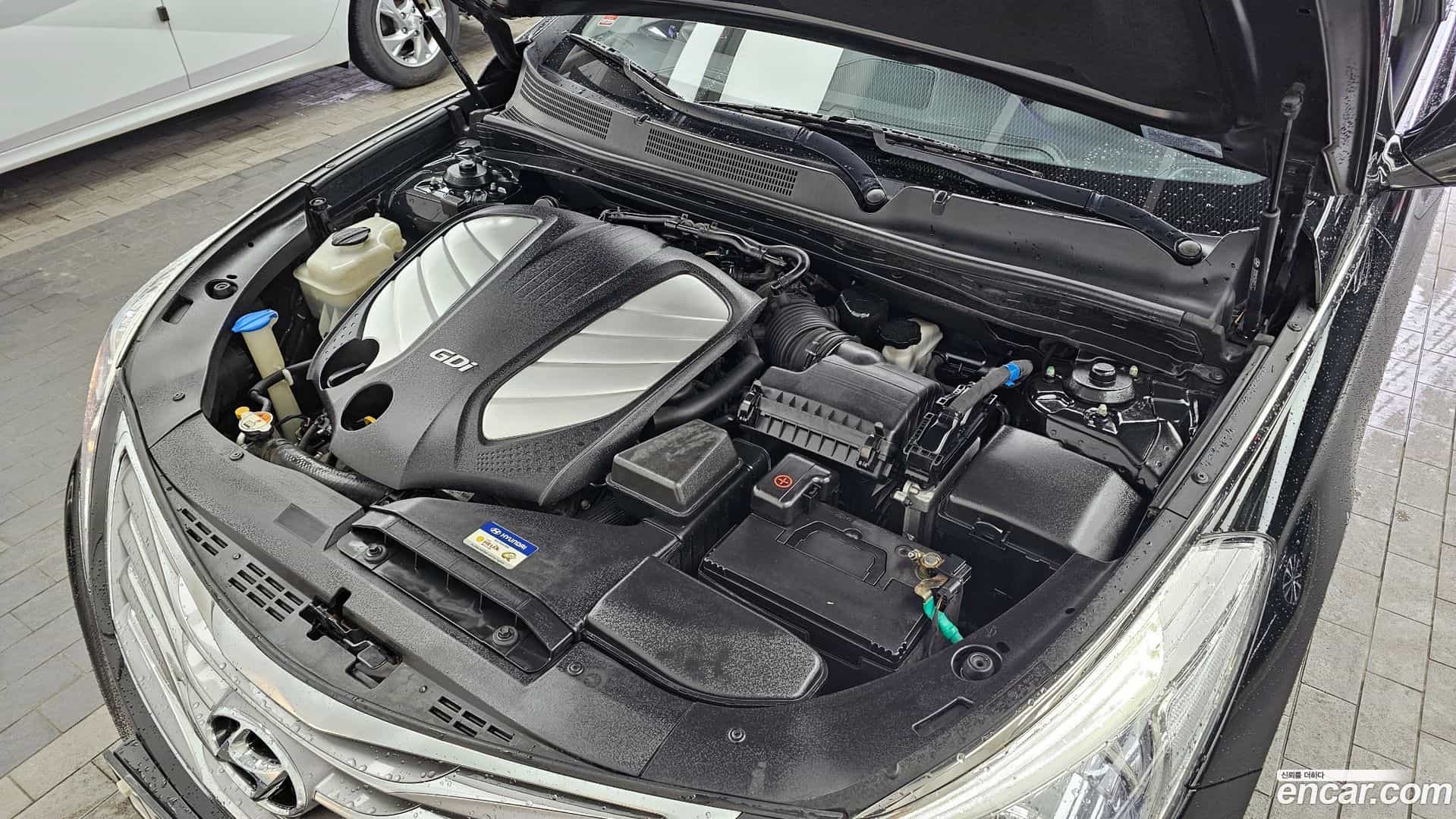 Grandeur Hyundai 2011.11-OUTER-006