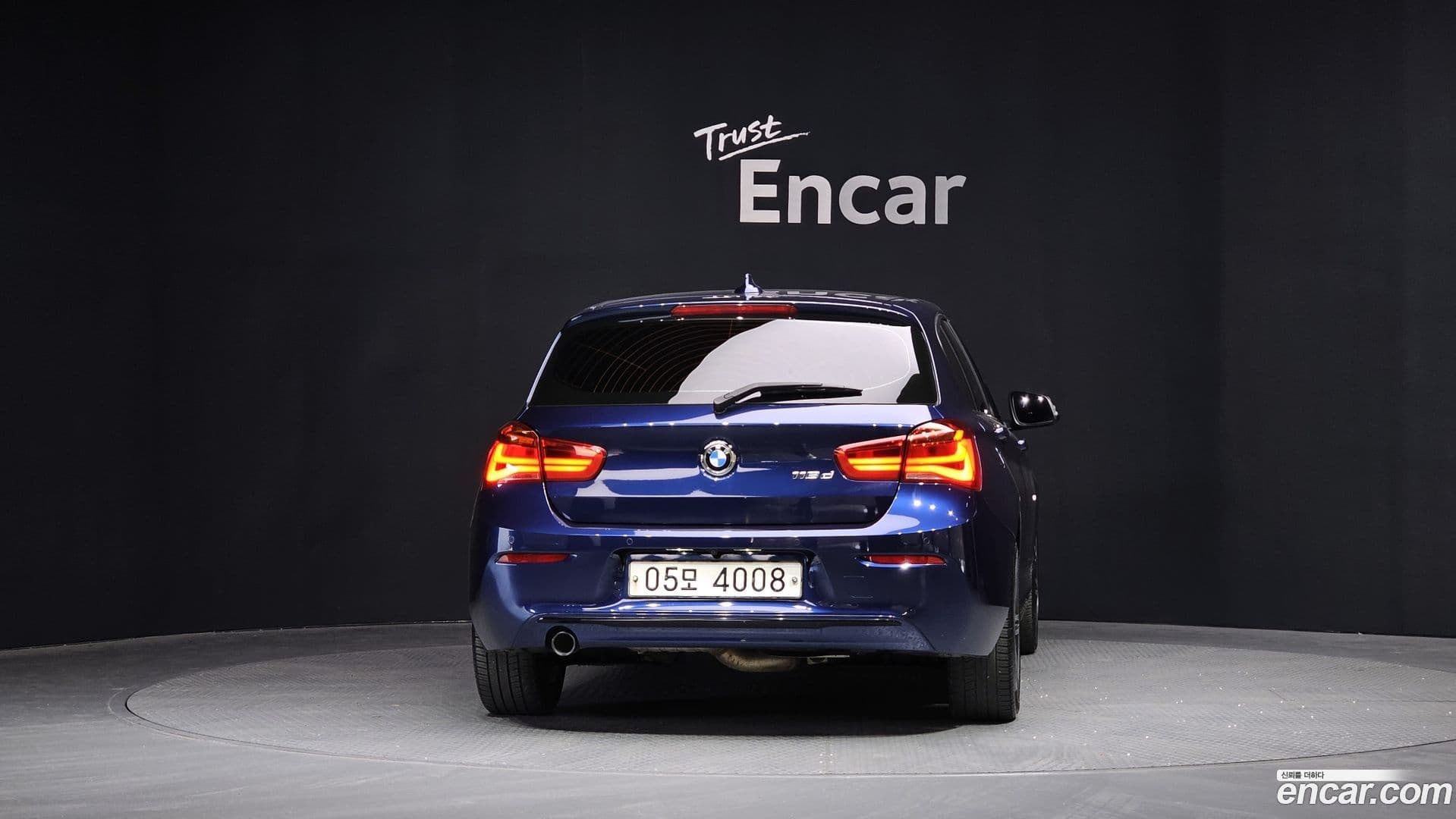 Main__Slider__Photo:1-Series BMW 2018.11-3