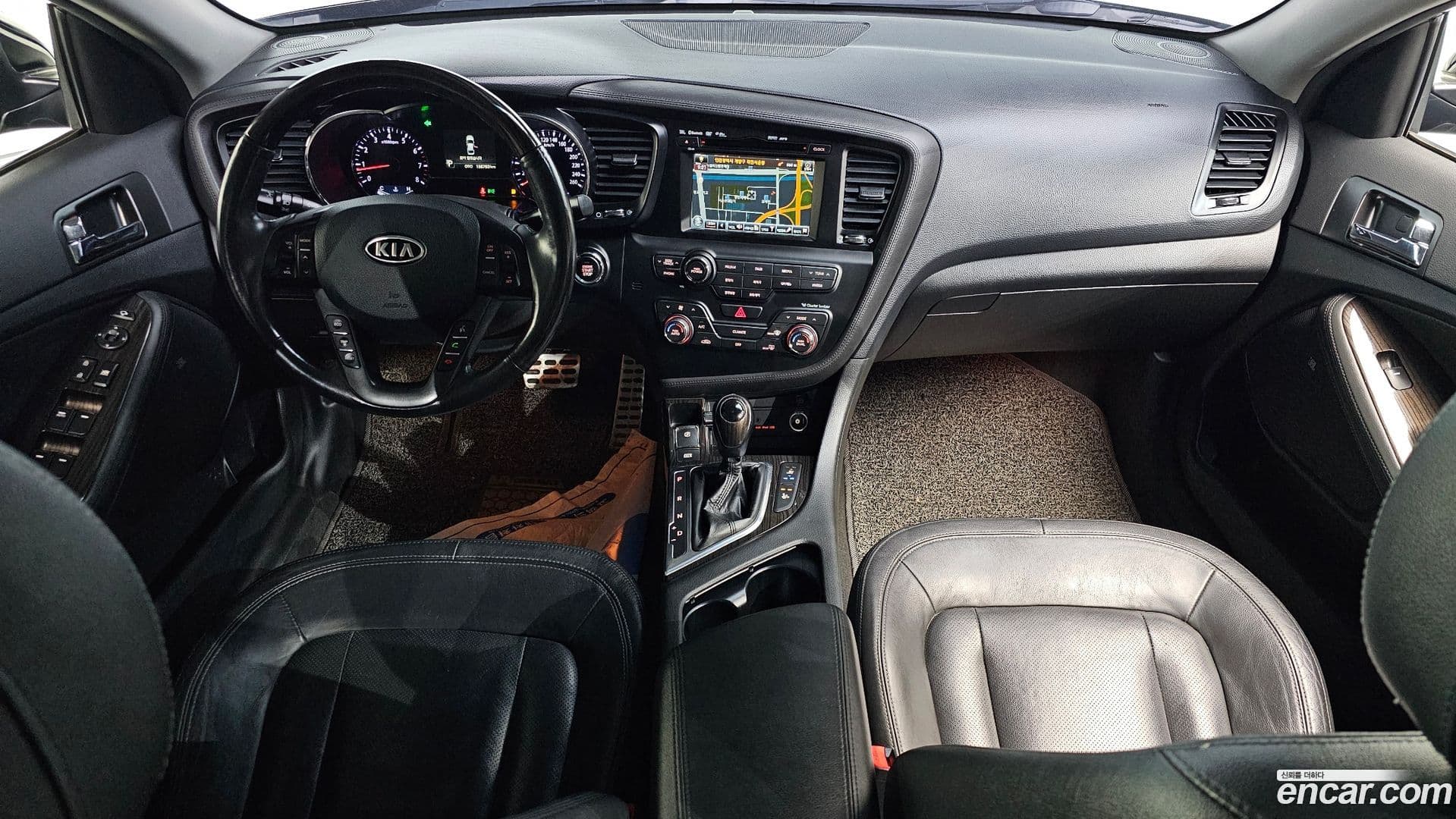 Main__Slider__Photo:K5 Kia 2012.3-6