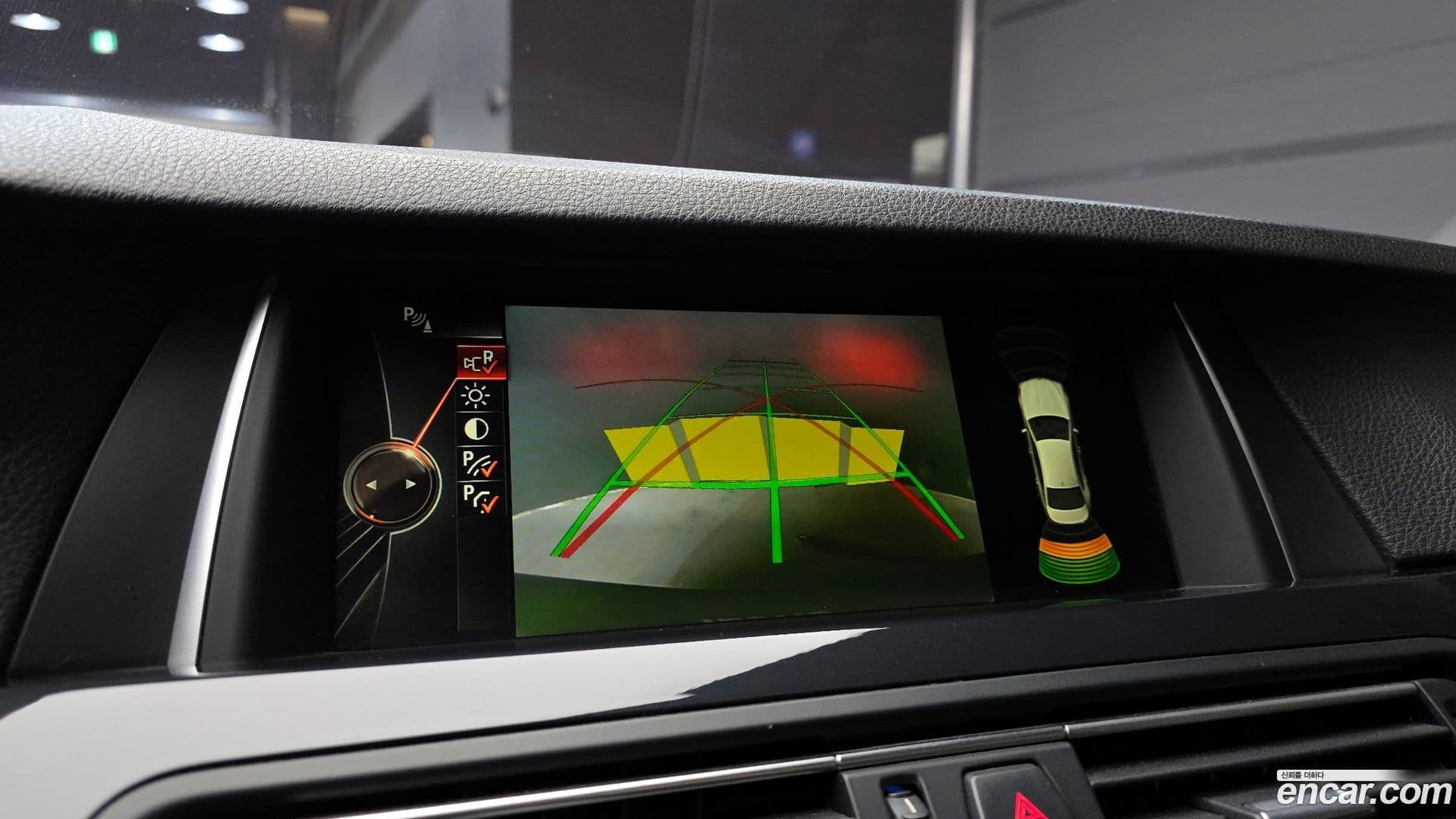 Main__Slider__Photo:5-Series BMW 2015.3-14