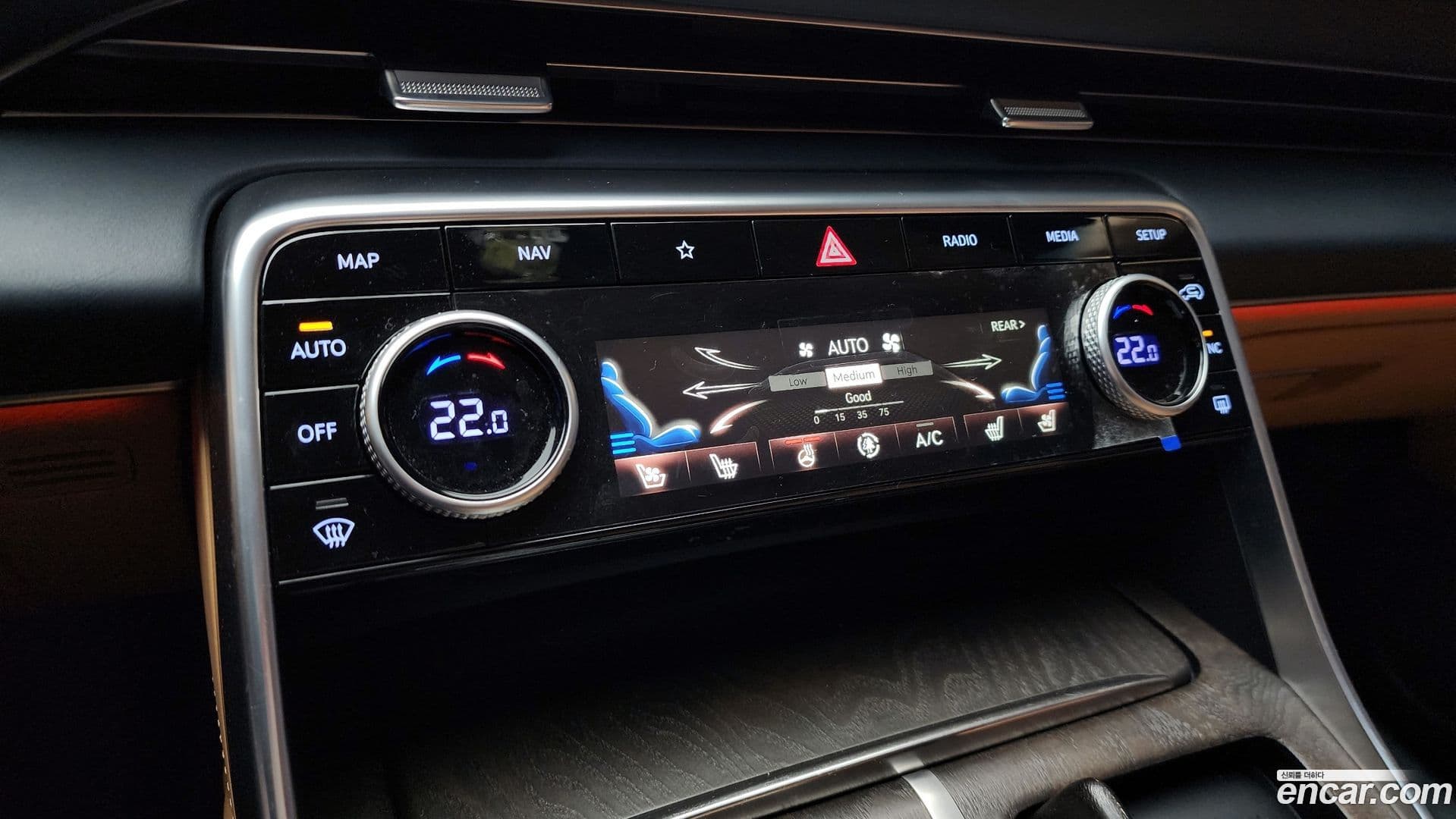 Main__Slider__Photo:GV80 Genesis 2023.4-15