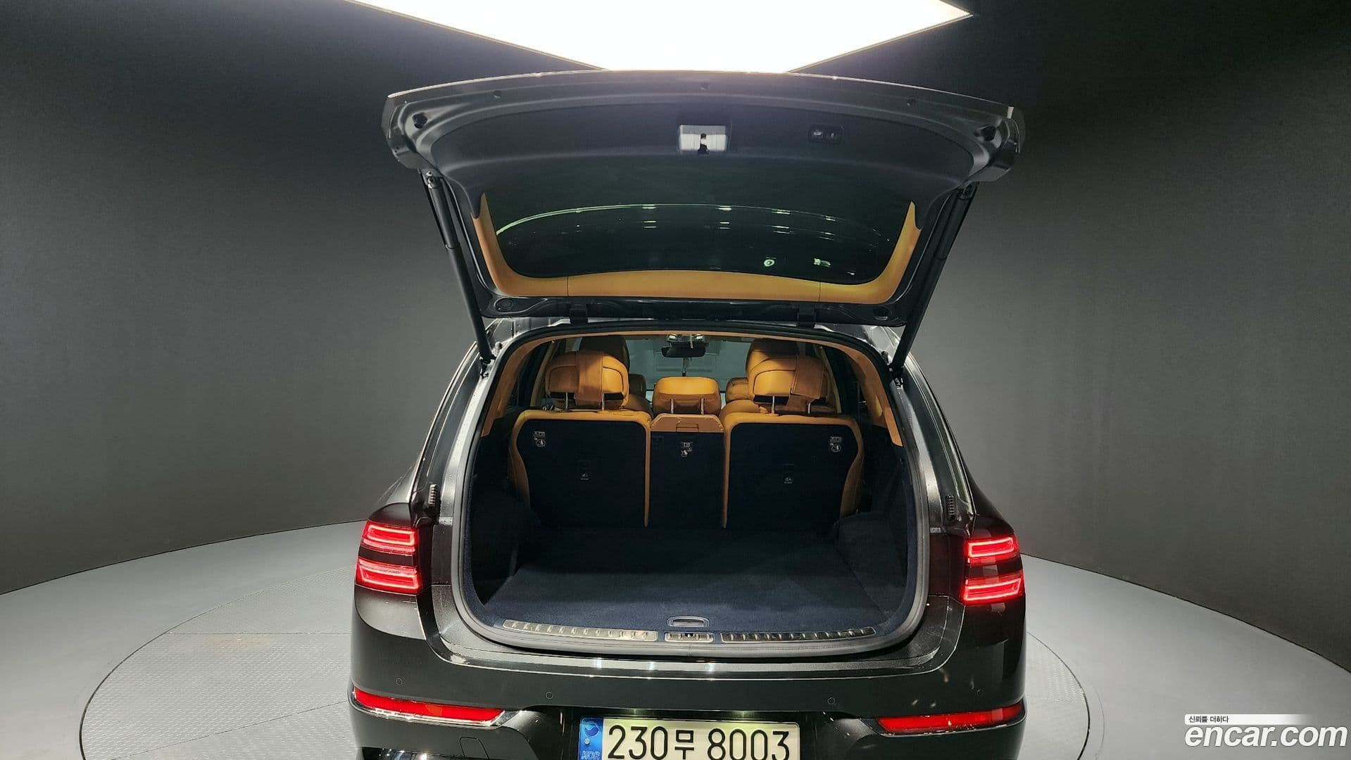 Main__Slider__Photo:GV80 Genesis 2023.4-19