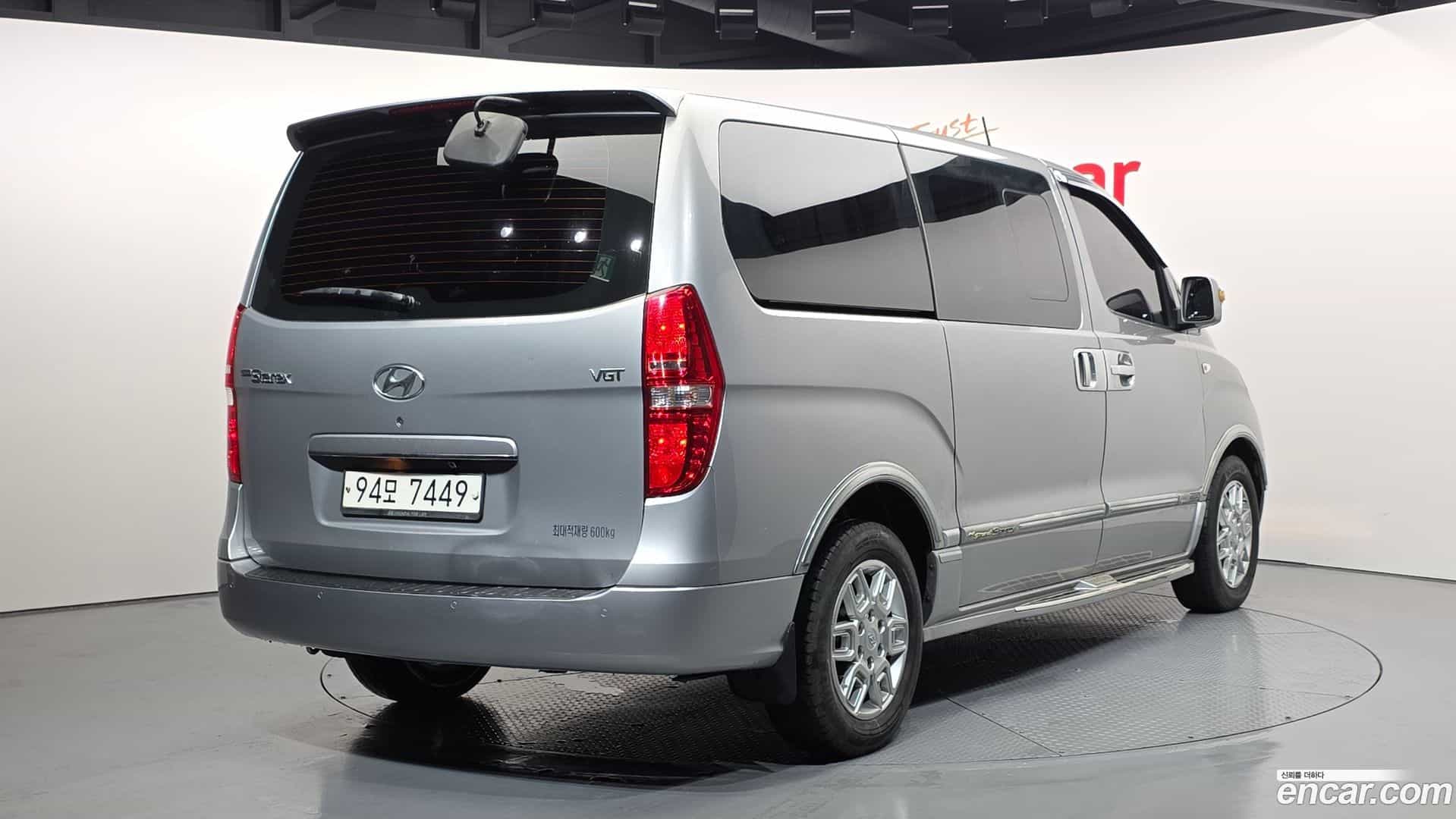 Starex Hyundai 2014.11-OUTER-002