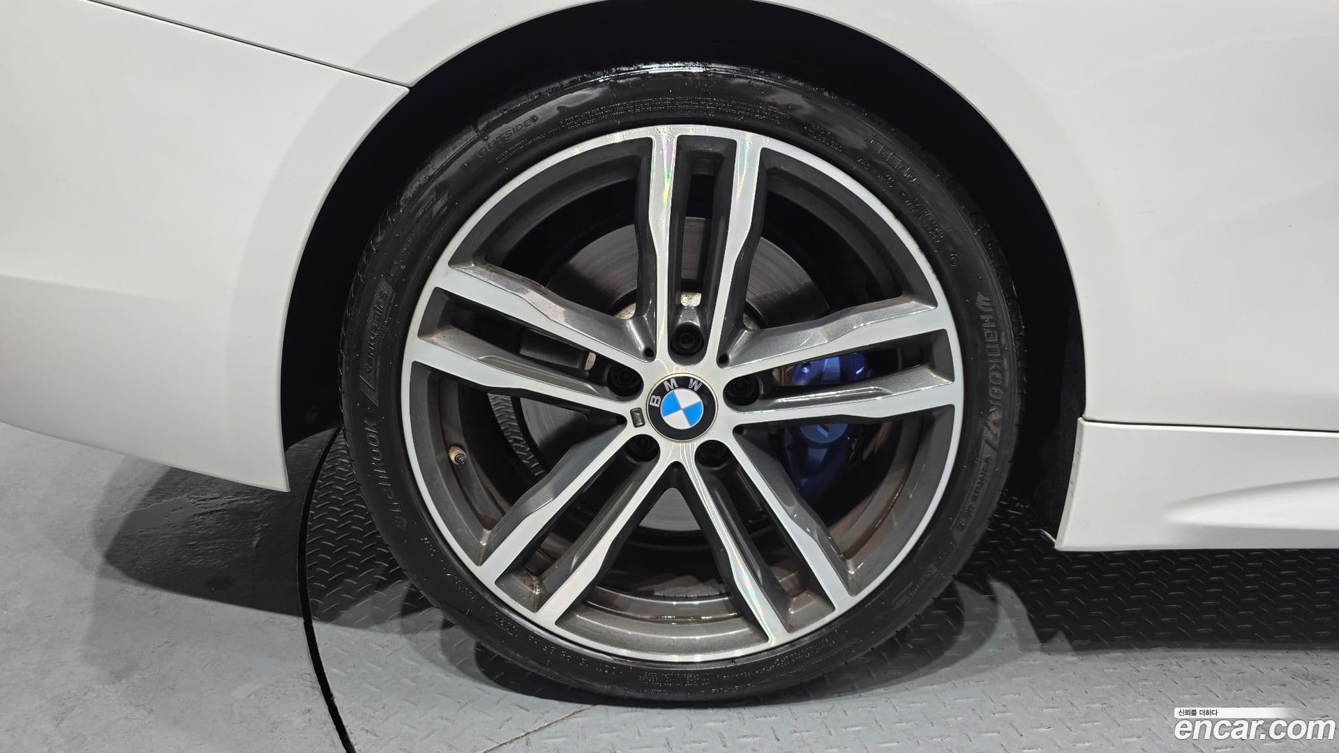 Main__Slider__Photo:4-Series BMW 2018.7-4