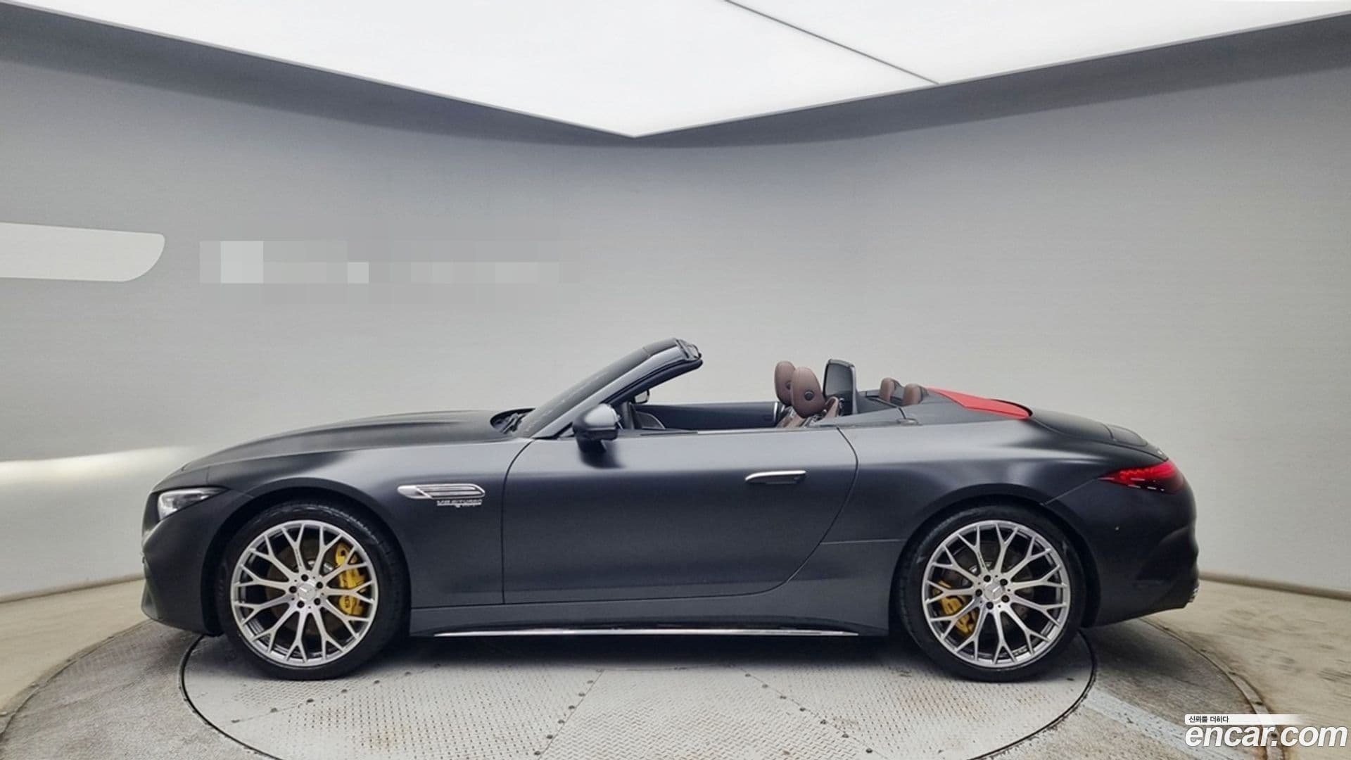 Main__Slider__Photo:SL-Class Mercedes-Benz 2024.3-4