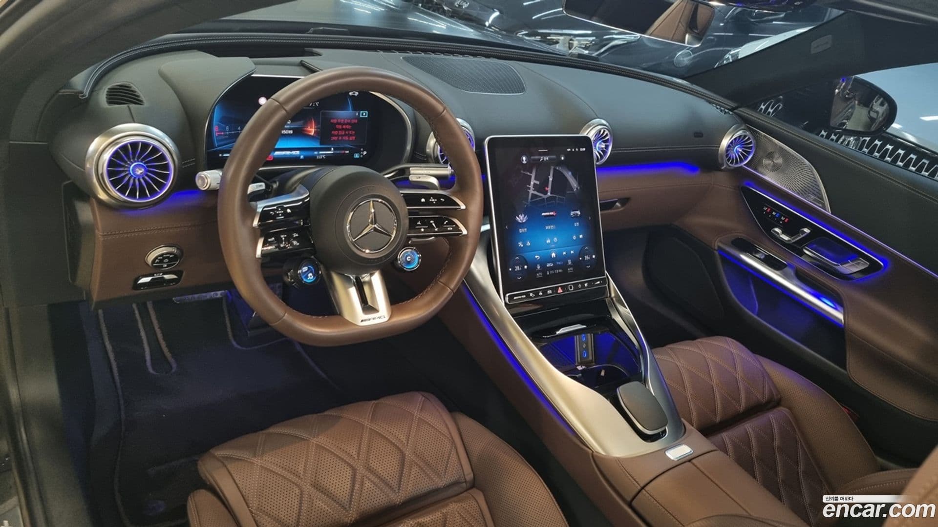 Main__Slider__Photo:SL-Class Mercedes-Benz 2024.3-8