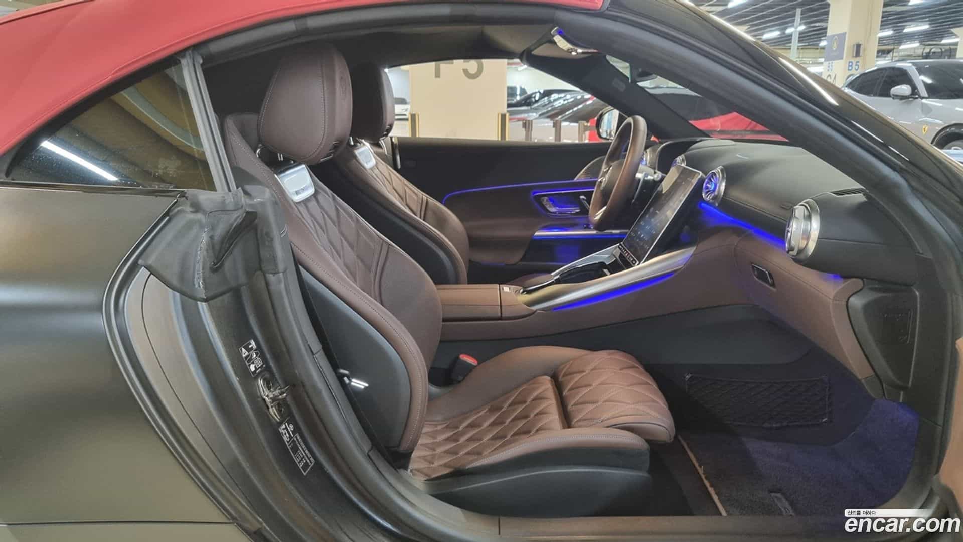 SL-Class Mercedes-Benz 2024.3-OPTION-018